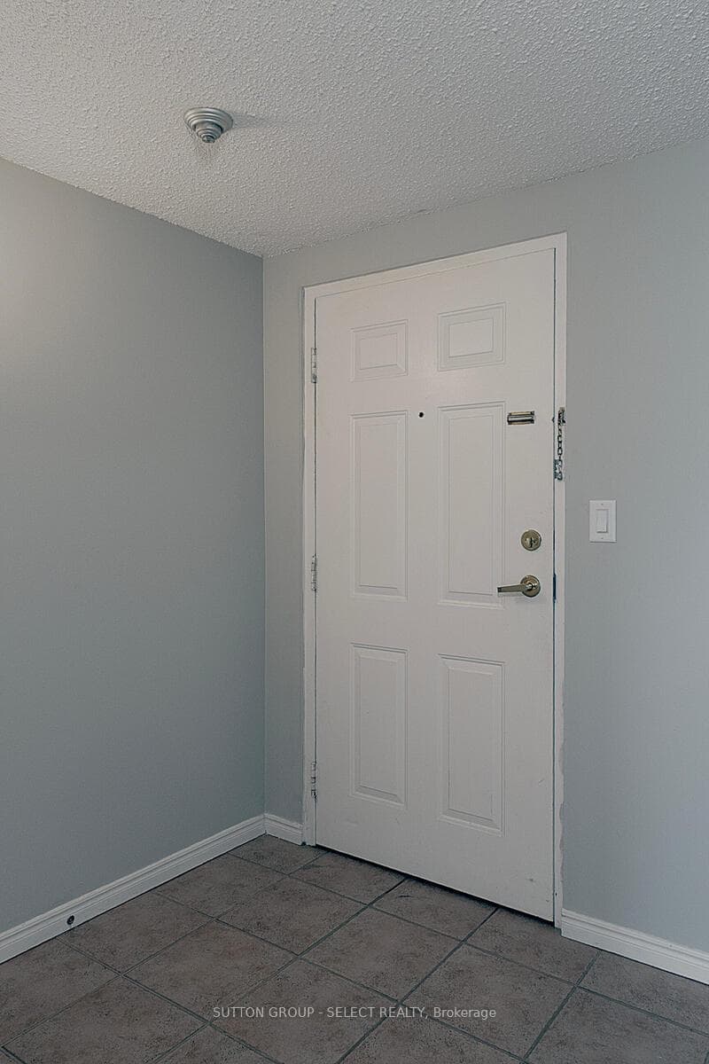 363 Colborne Street Unit 304 photo 6