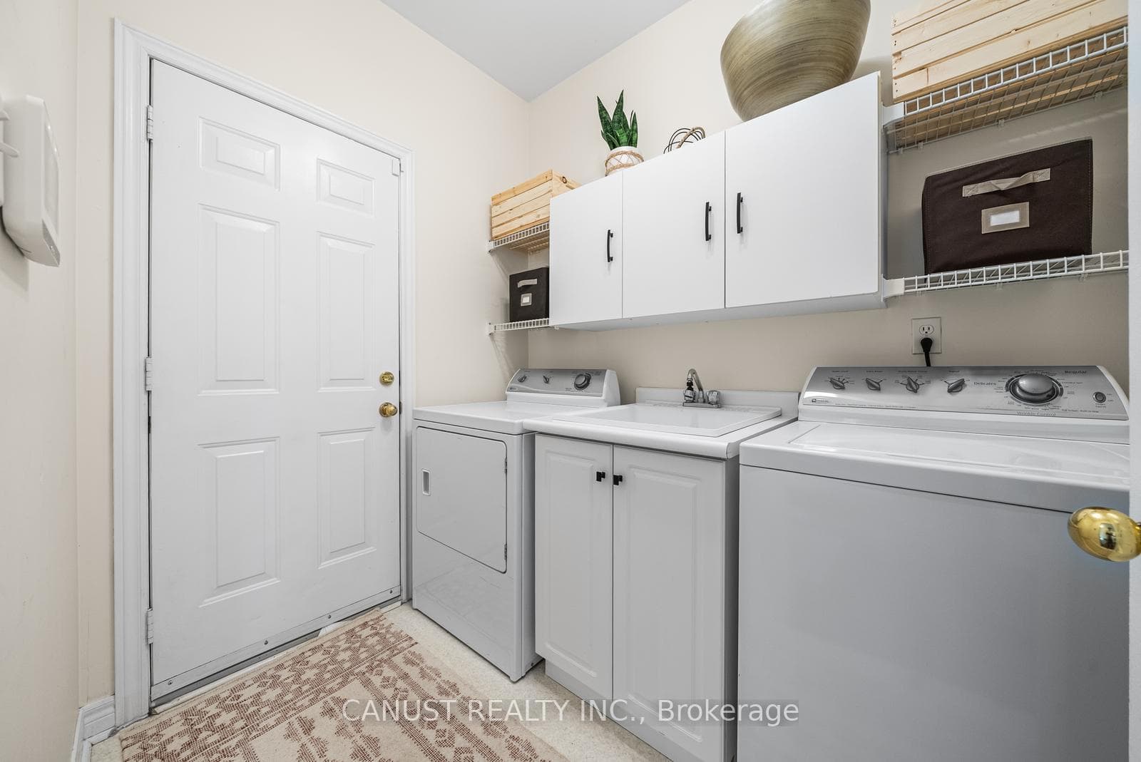 527 Laurelwood Gate photo 17