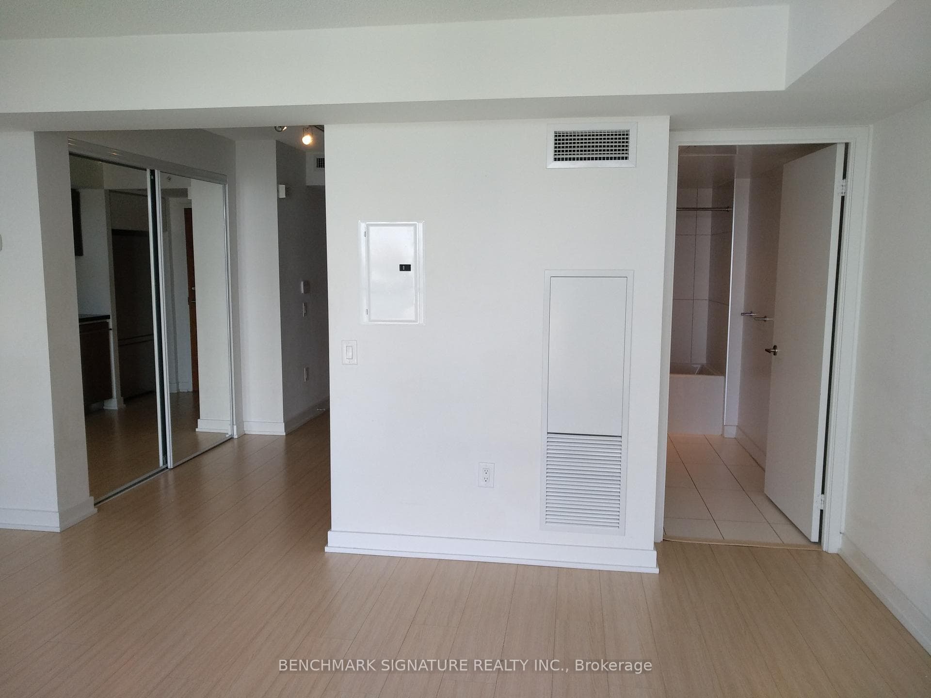 85 Queens Wharf Road Unit 1908 photo 4