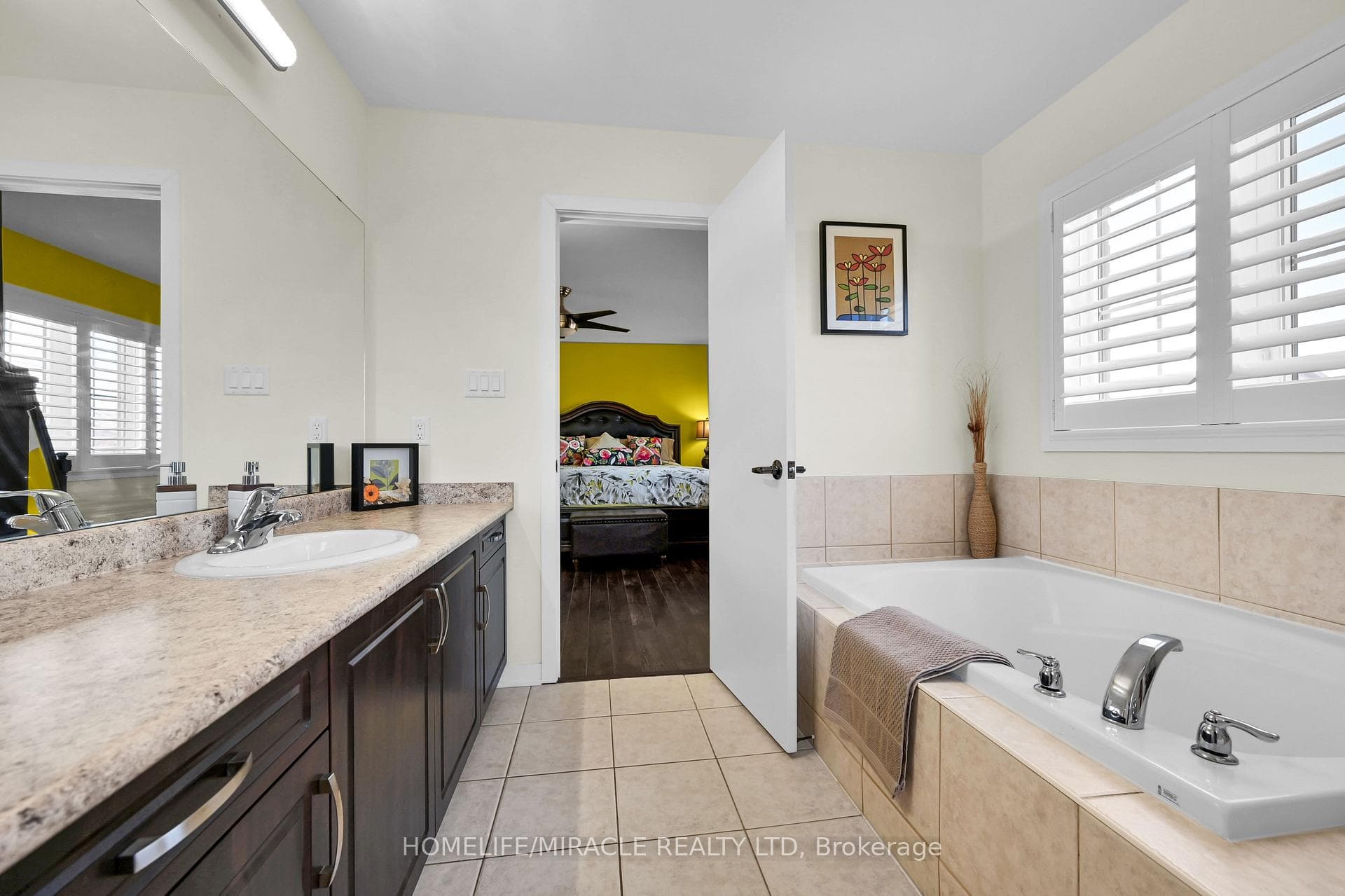 125 Crafter Crescent photo 17