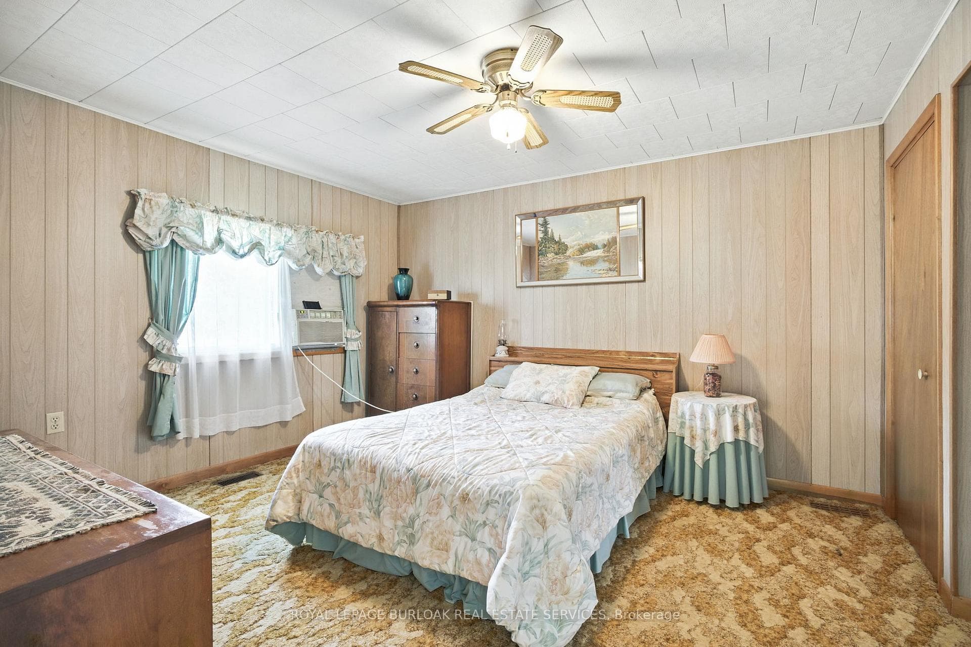 572 Parkside Drive photo 11