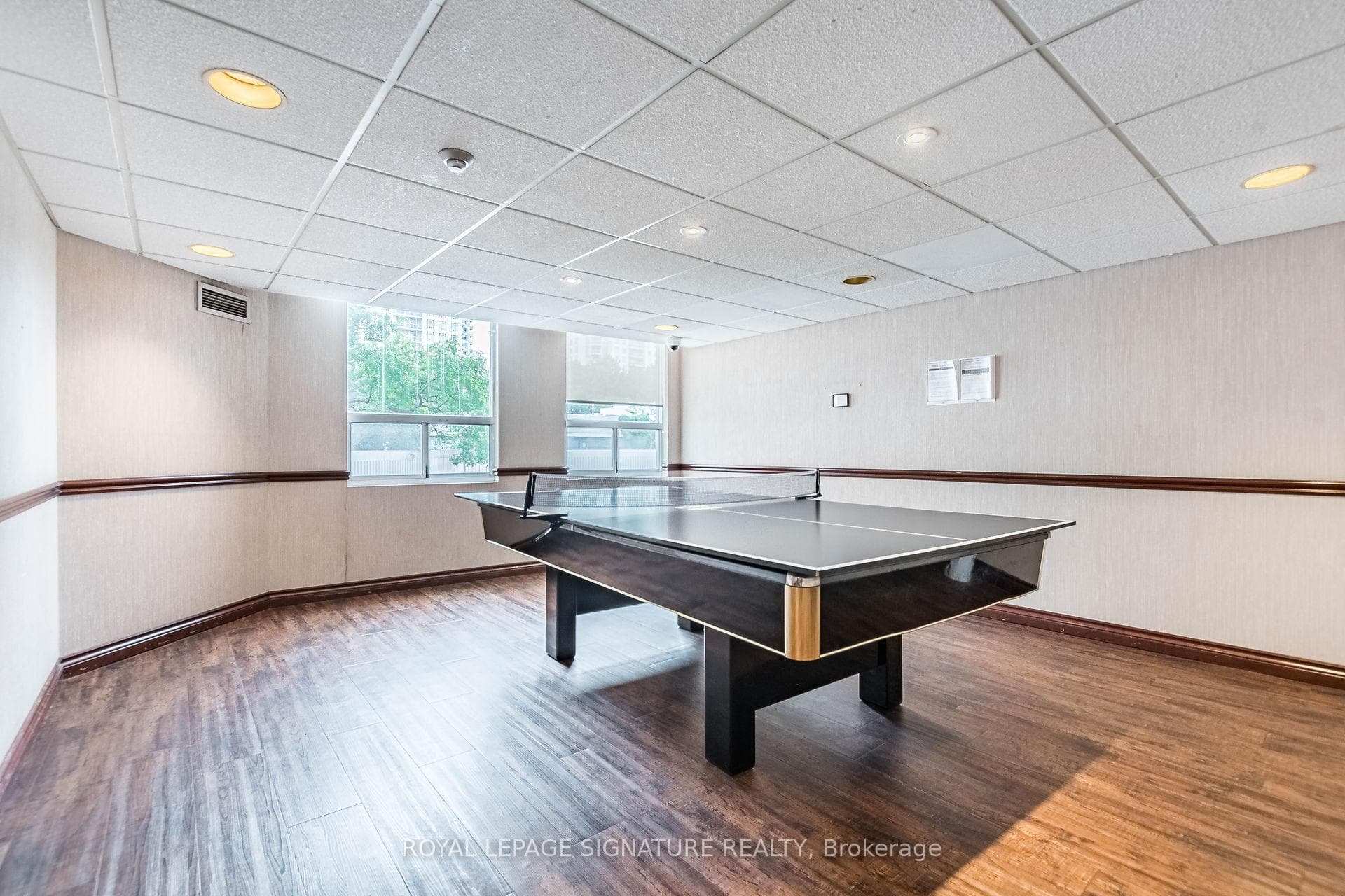 3650 Kaneff Crescent Unit 2606 photo 37