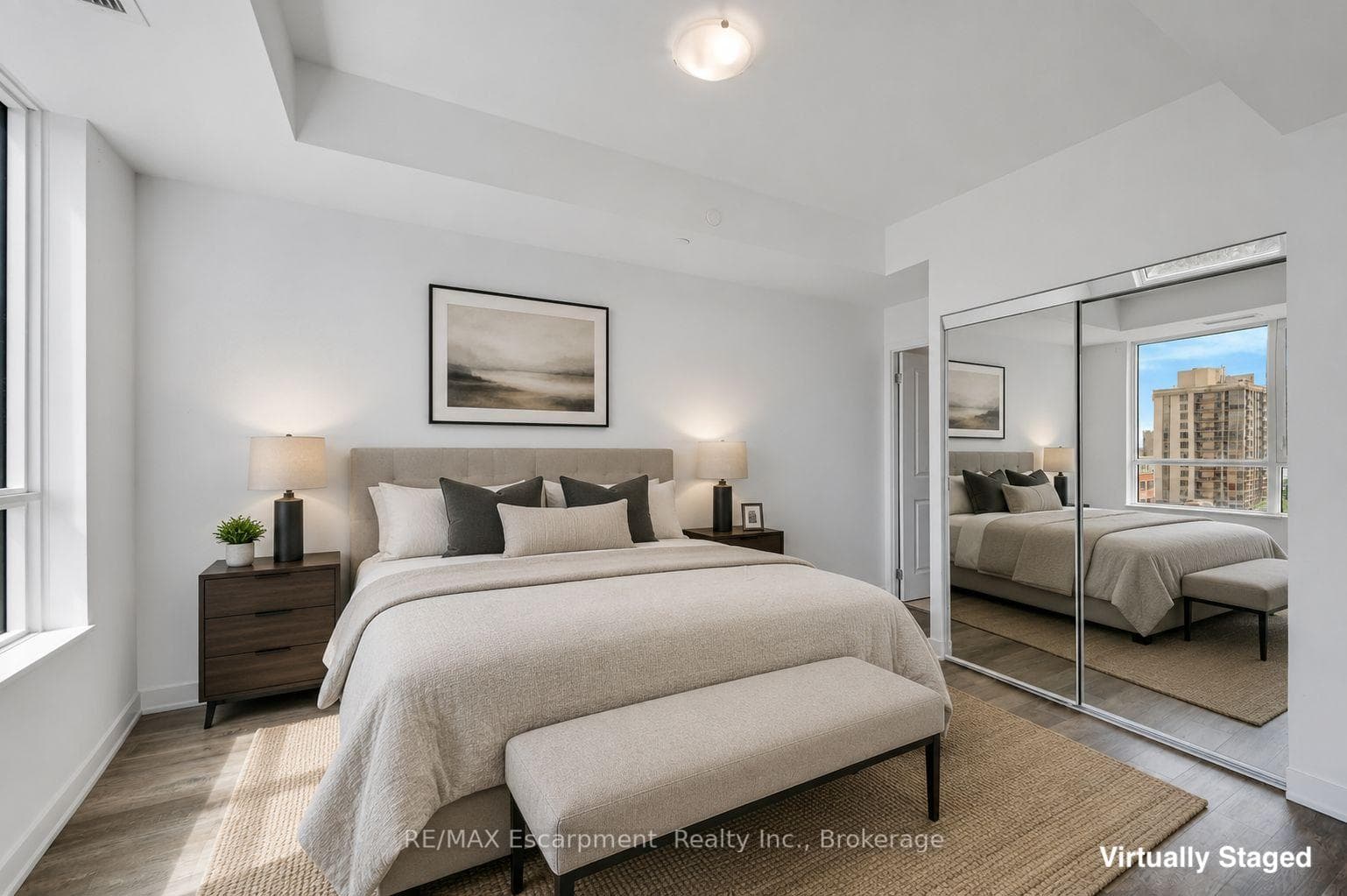 2007 James Street Unit 704 photo 17