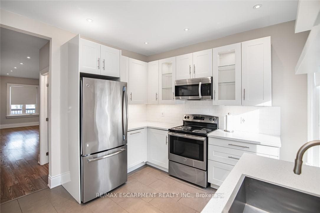319 Hunter Street photo 12