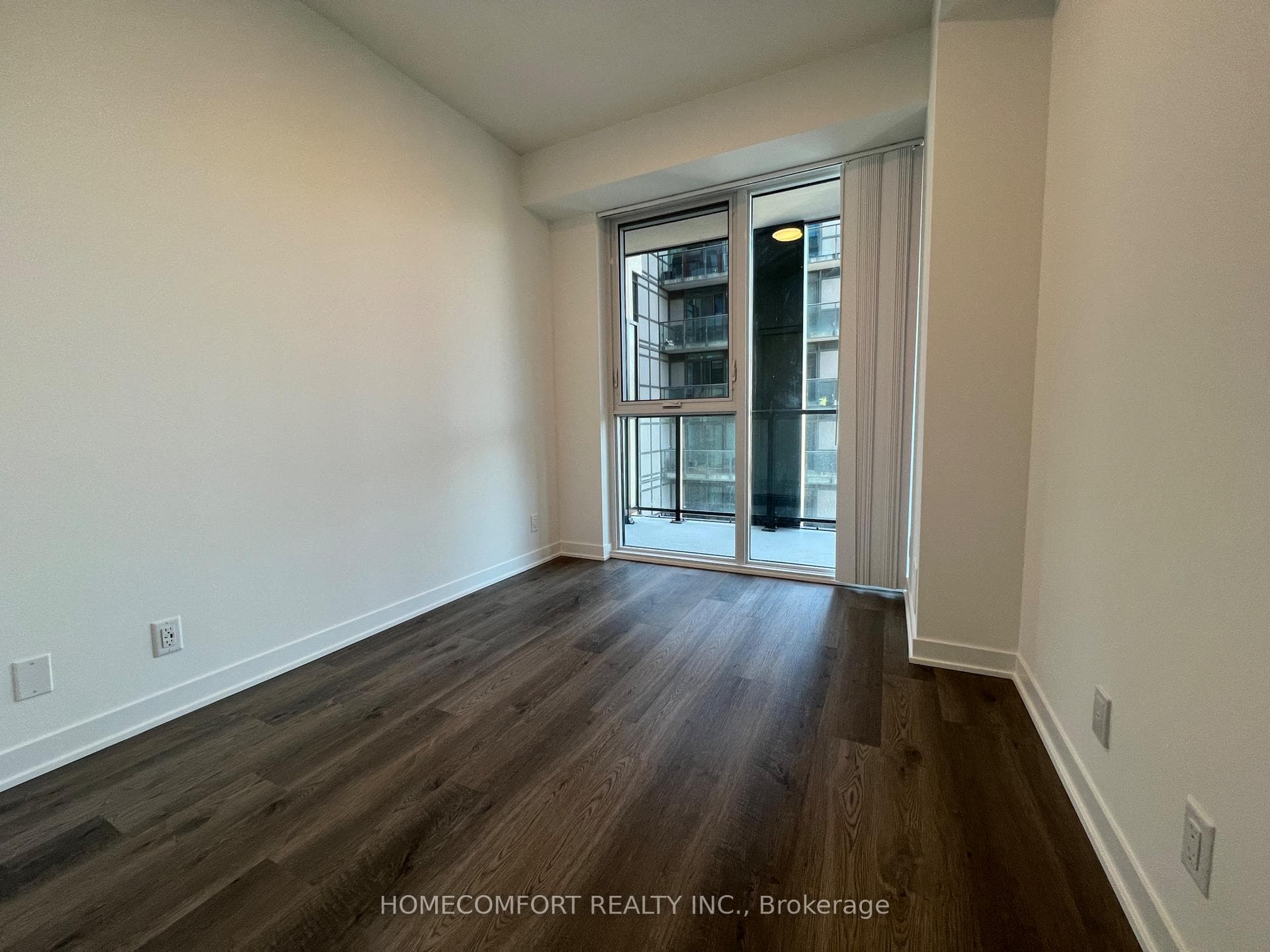 180 Front Street Unit 1601 photo 5