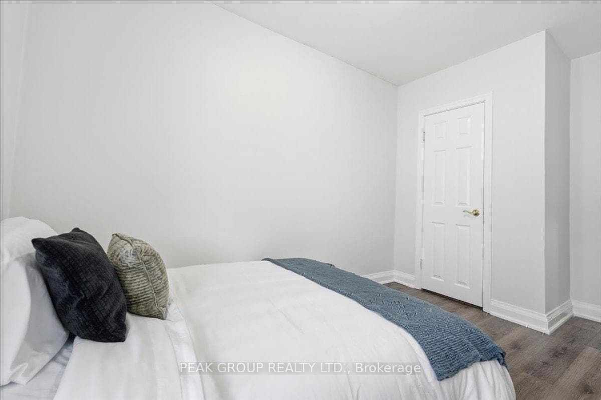 6233 Montrose Road photo 17