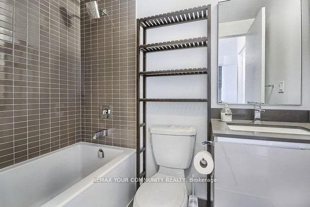 200 Bloor Street Unit 2006 photo 14