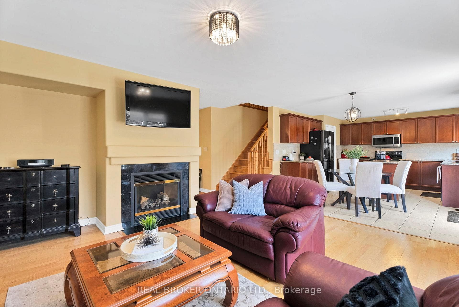 4 Muskox Drive photo 17