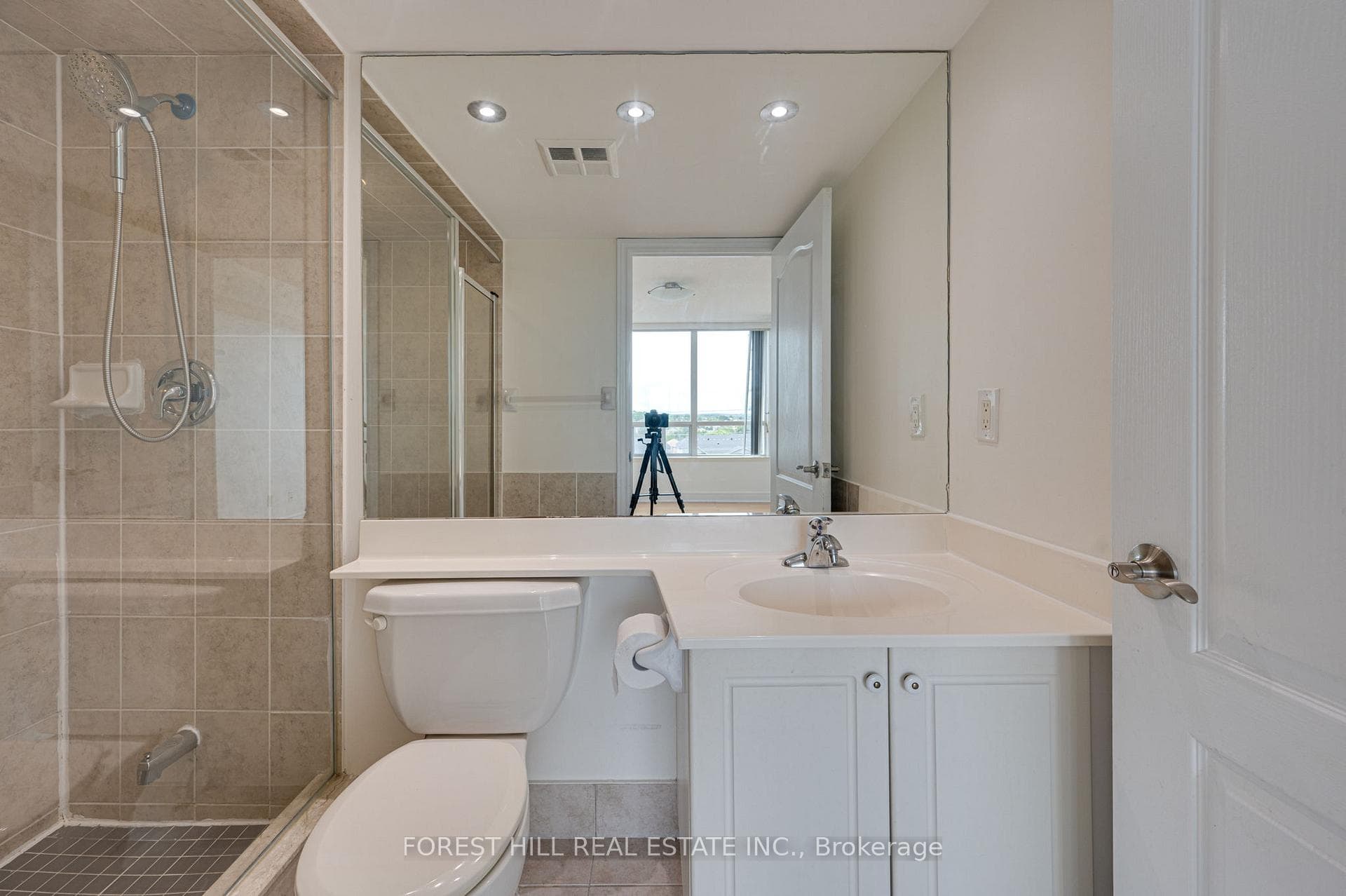 62 Suncrest Boulevard Unit 807 photo 28