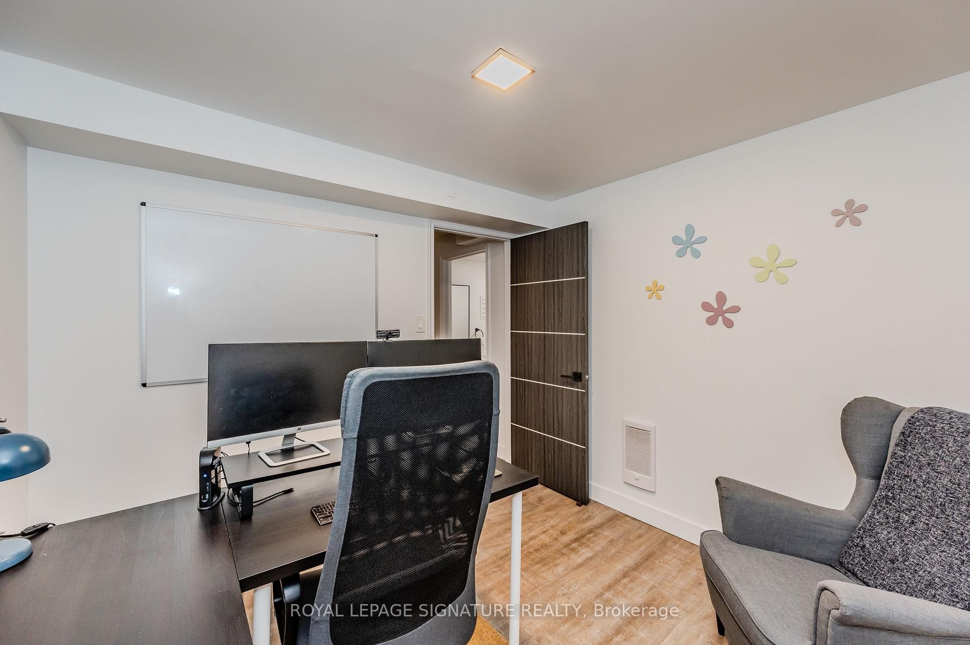 2130 Pelee Boulevard photo 27
