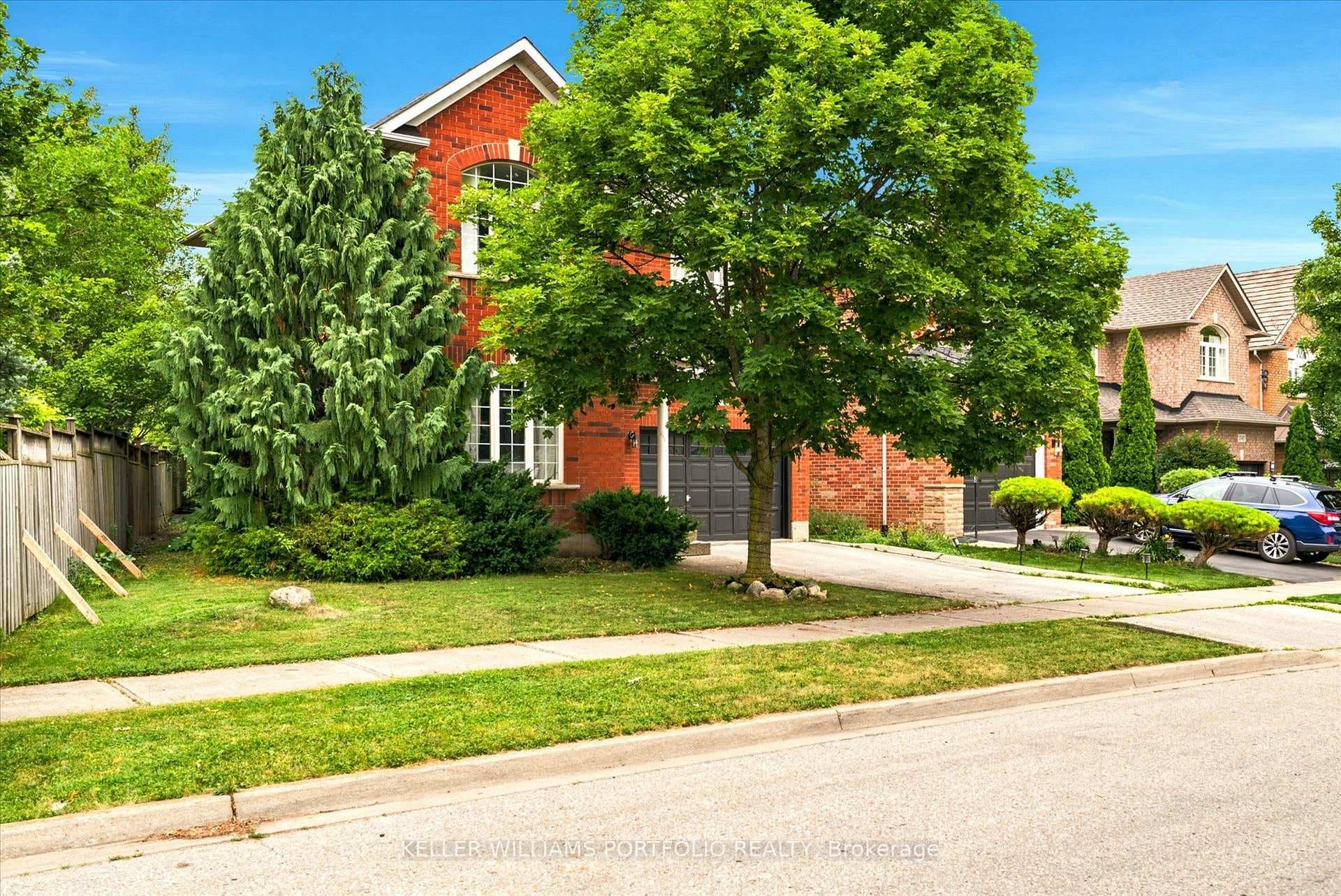 2153 Meadowglen Drive photo 3