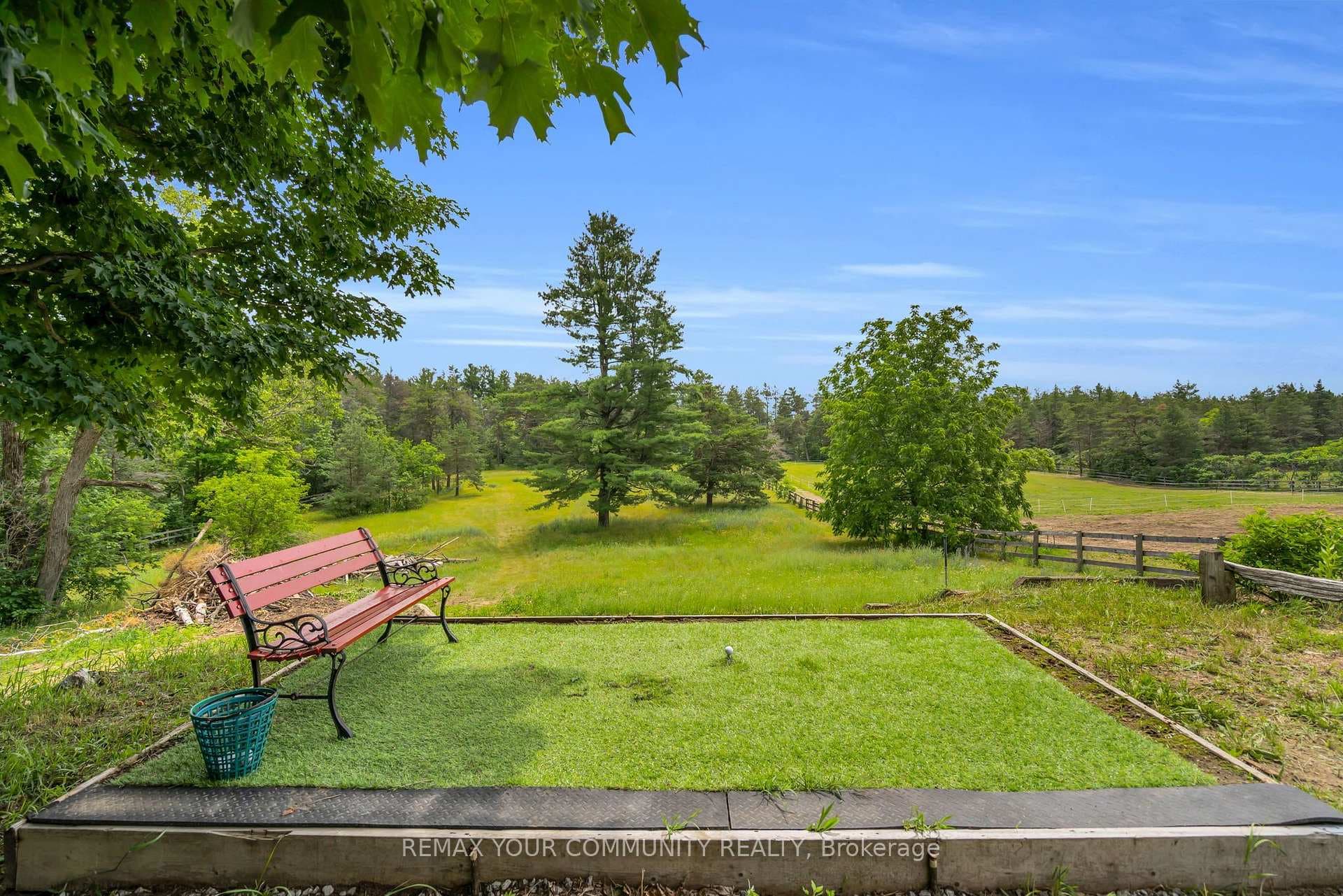 273 Wees Road photo 43
