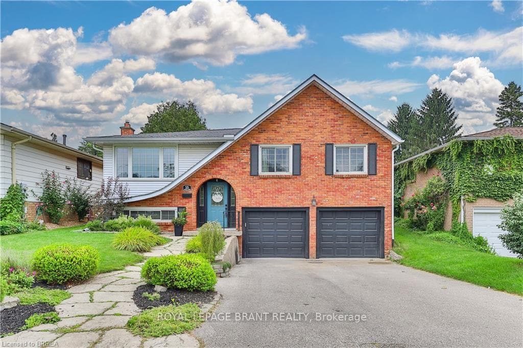 55 Ashgrove Avenue photo 1