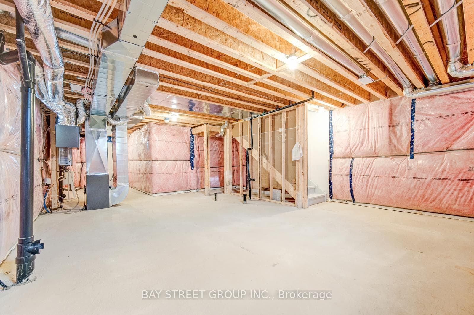 149 Wilmot Road photo 27