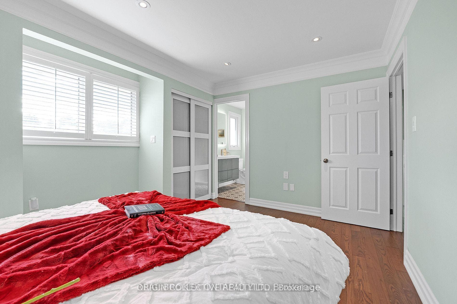 1863 Heather Hills Drive photo 15