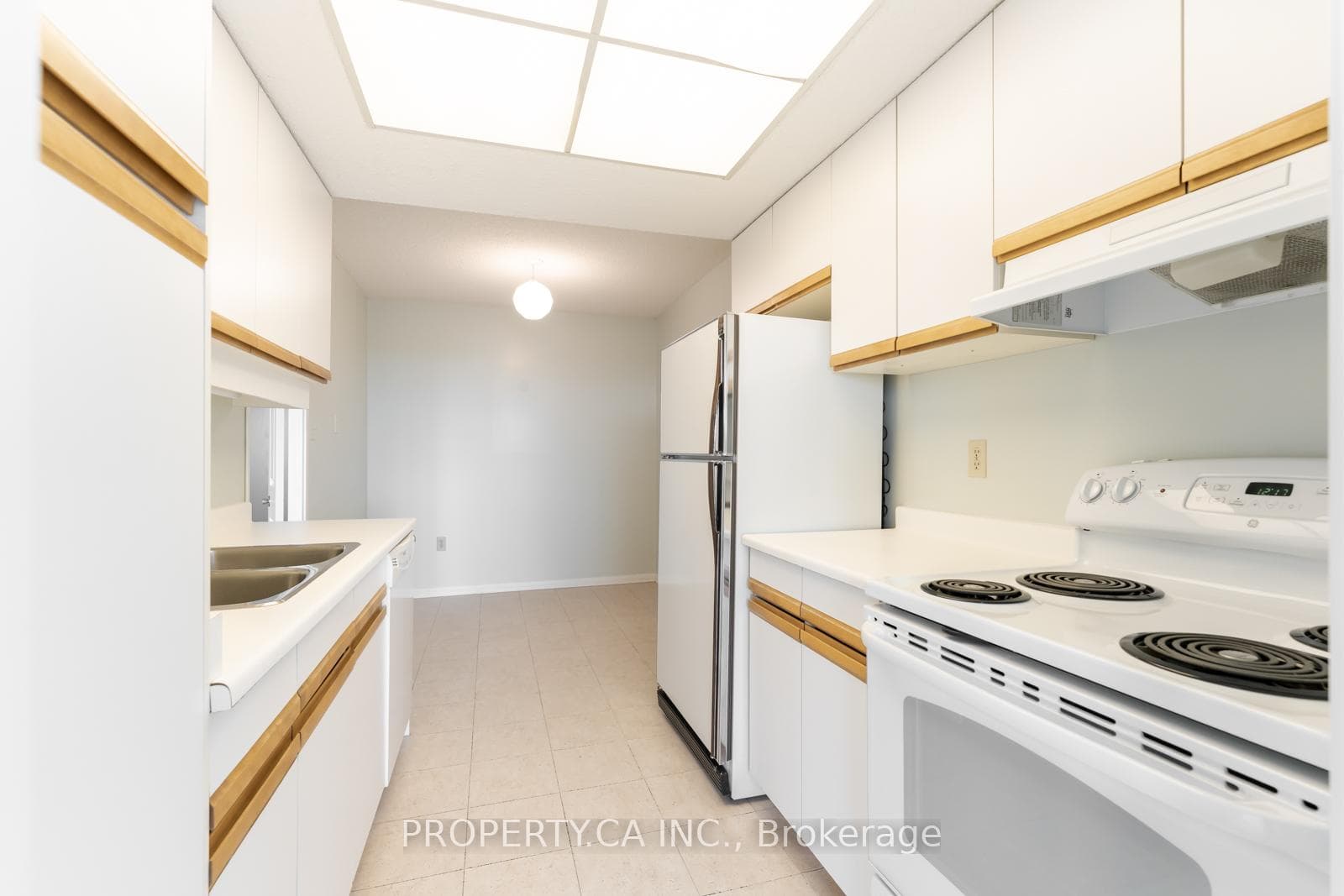 3000 Bathurst Street Unit 802 photo 8
