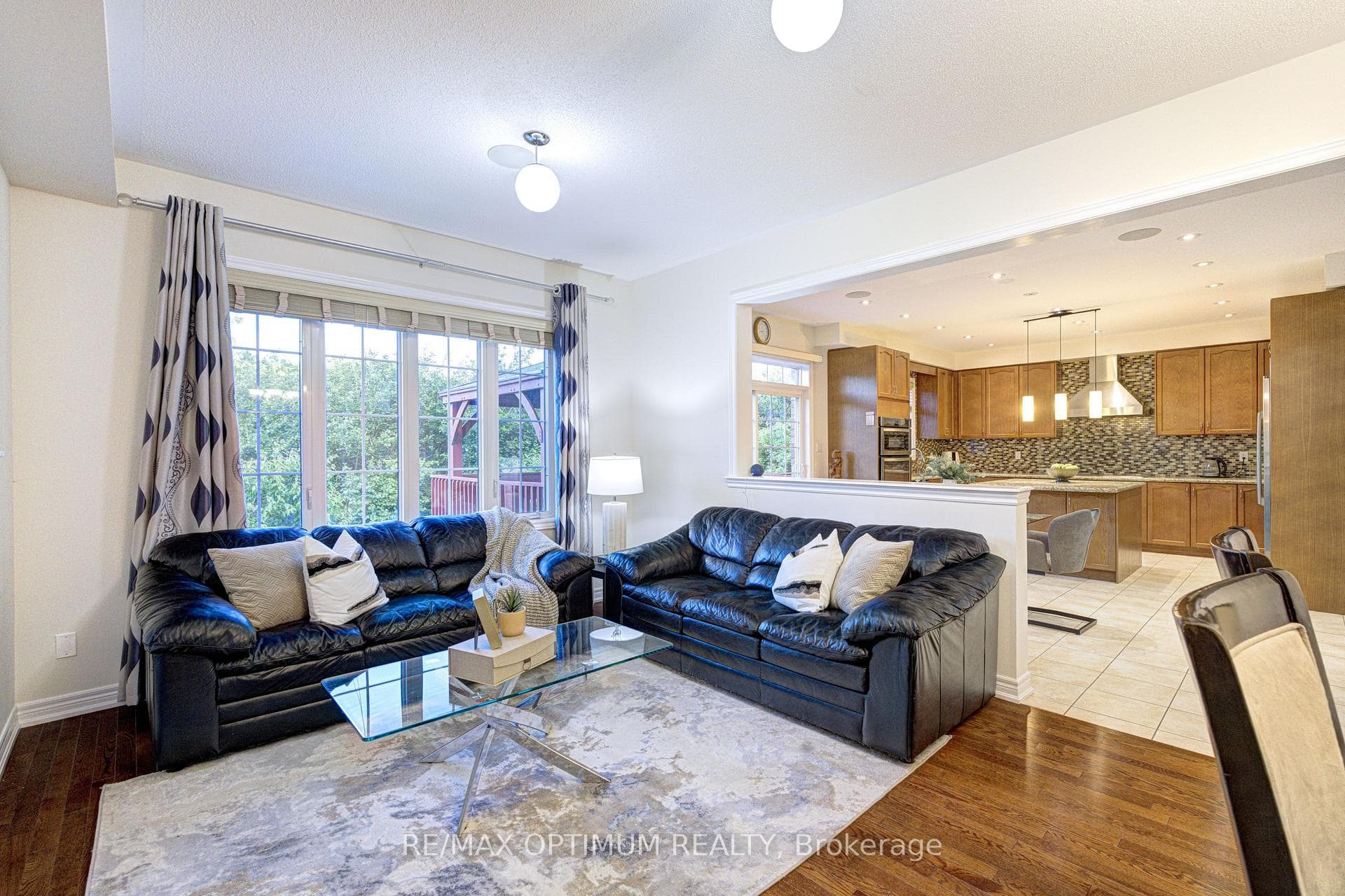 54 Midcrest Circle photo 12