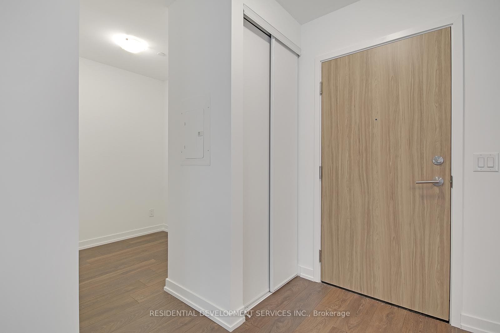 3100 Keele Street Unit 406 photo 14