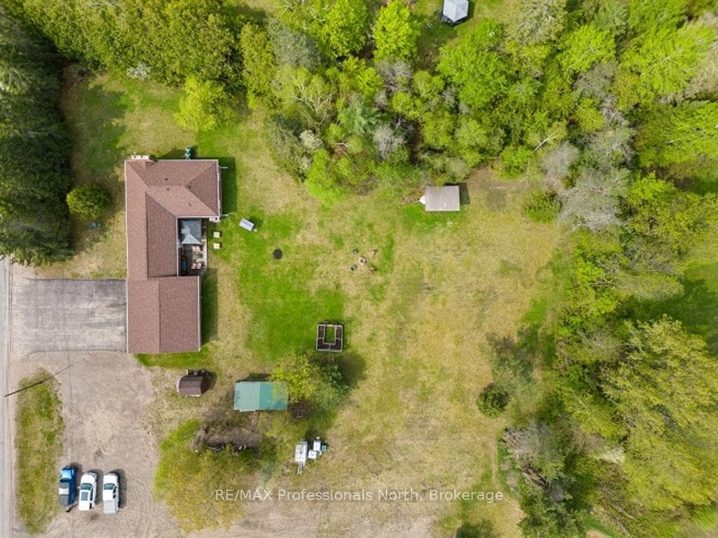 3875 LOOP Road photo 2