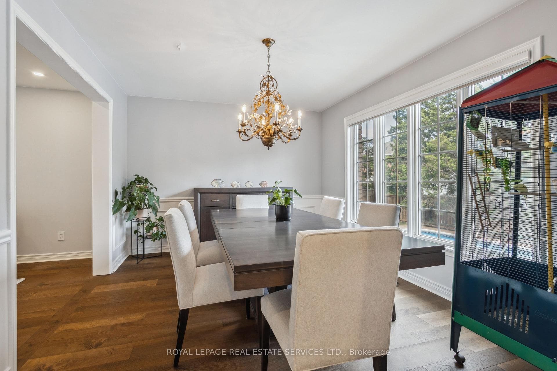 1068 Rockcliffe Court photo 10