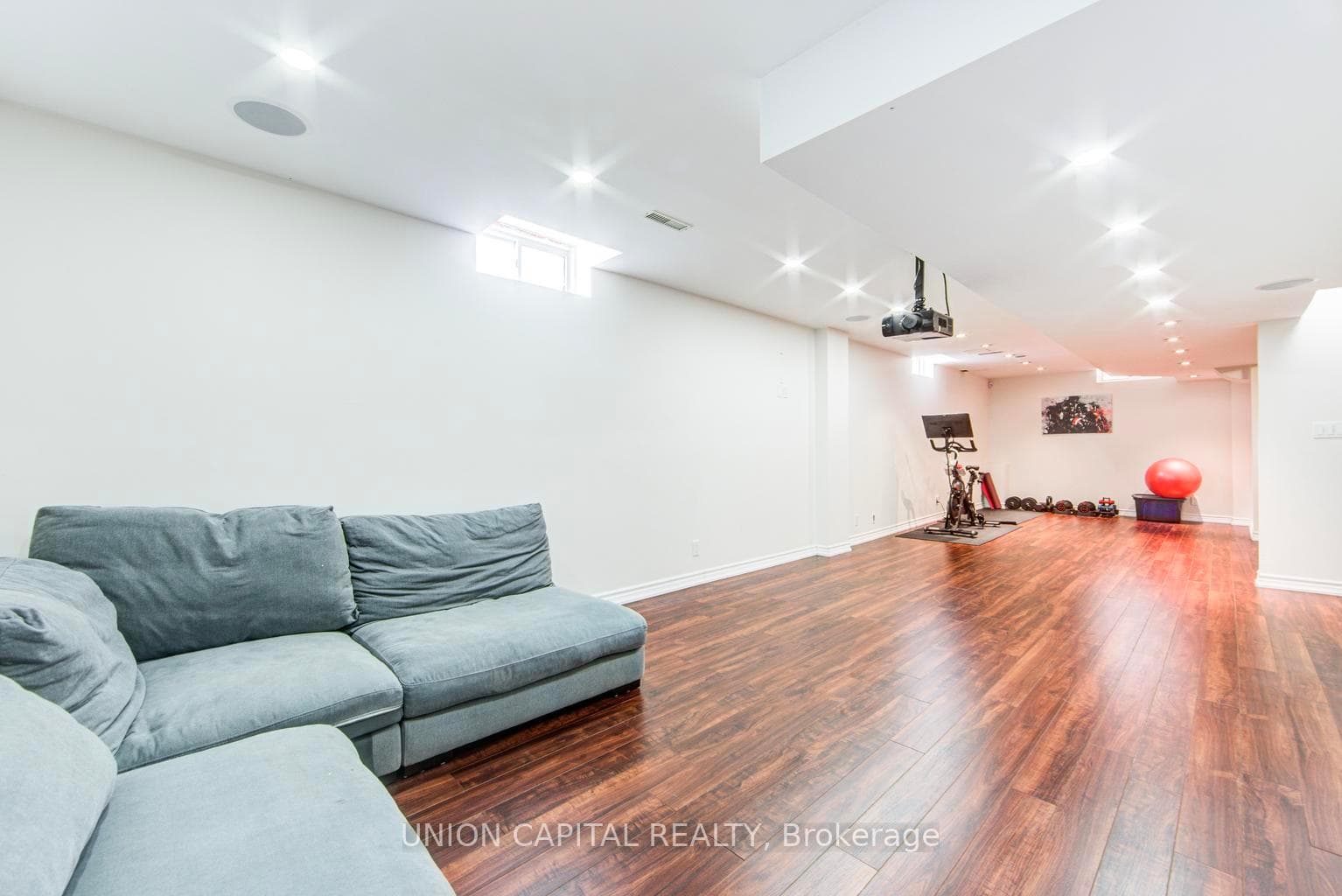 69 Southbrook Crescent photo 44