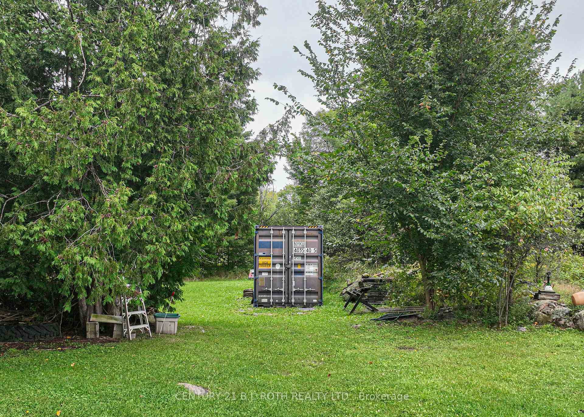Seacan storage container or chicken coop