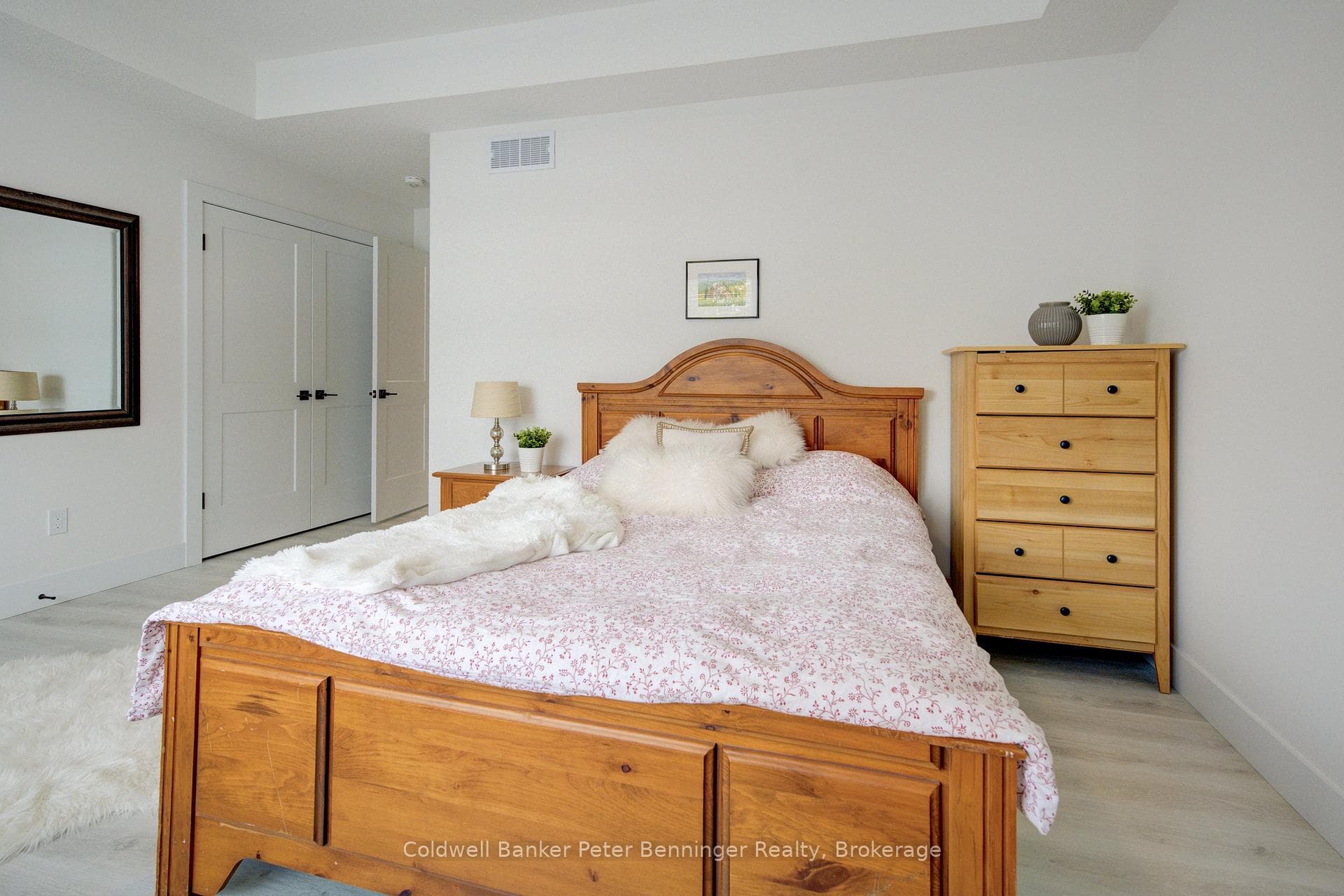 41 Queensway Drive photo 21