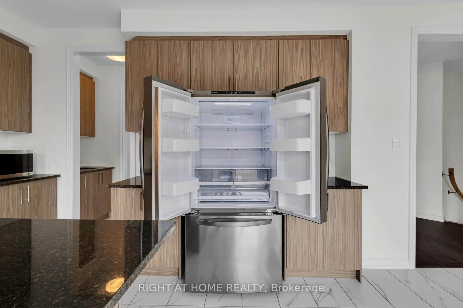 1125 Trailsview Avenue photo 4