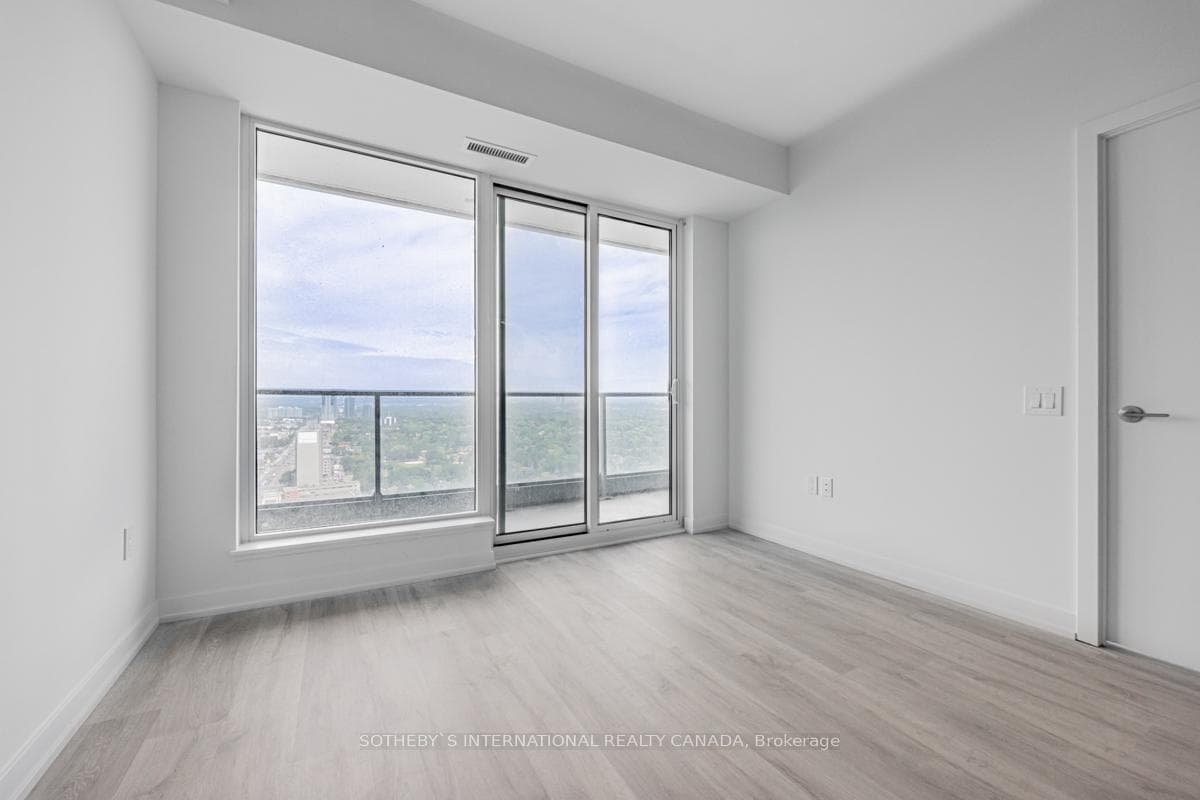 7 Golden Lion Heights Unit 2810 photo 10