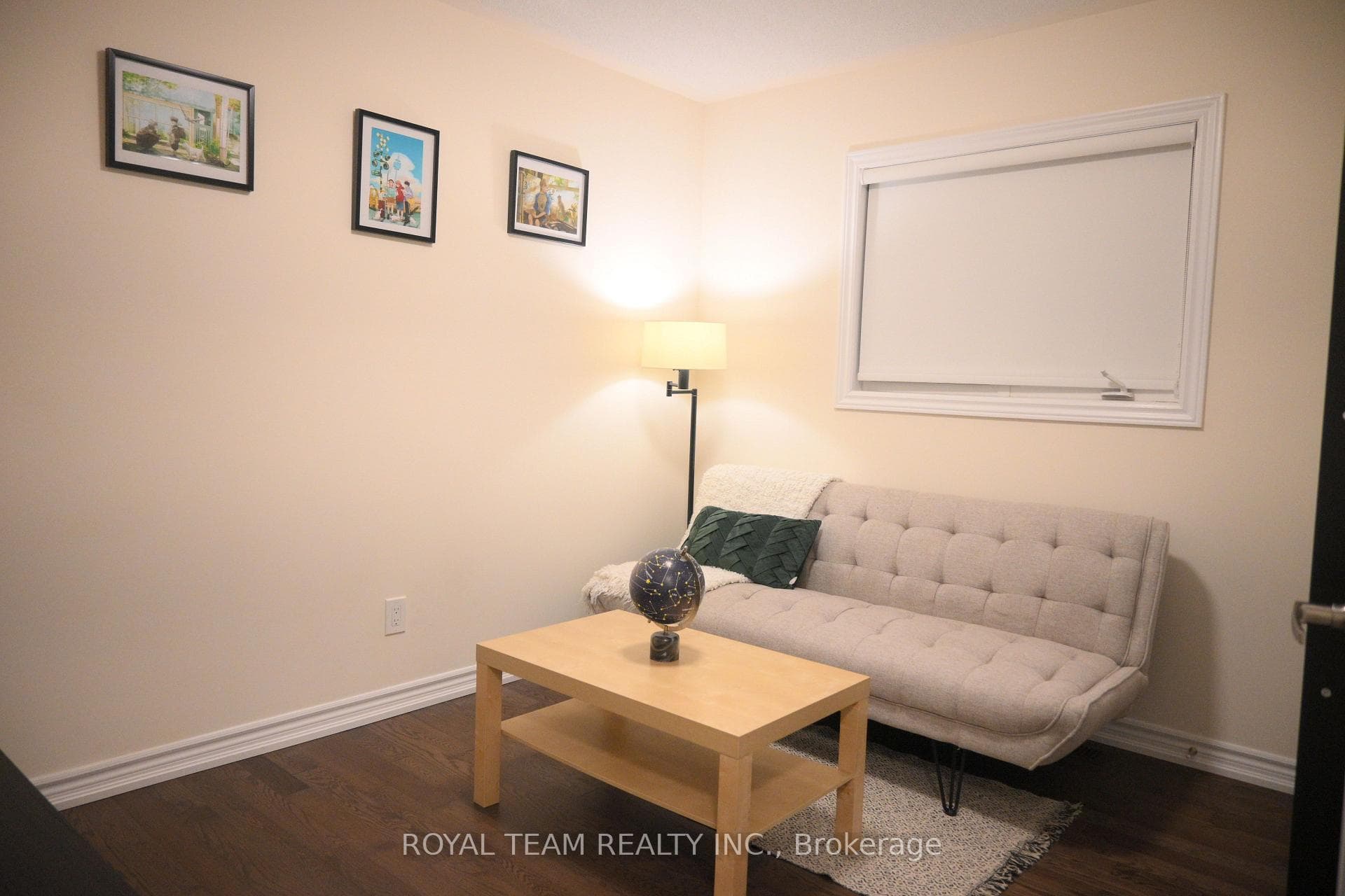 450 Rita's Avenue photo 28