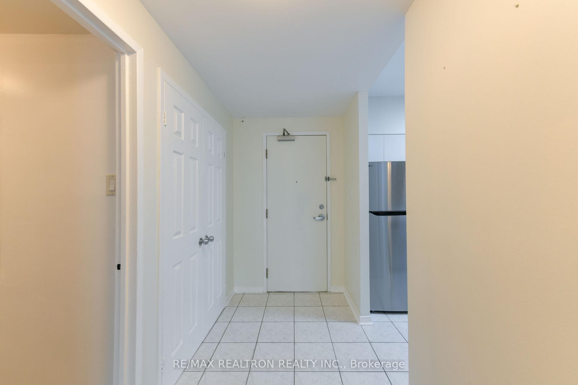9 Chalmers Road Unit 107 photo 6