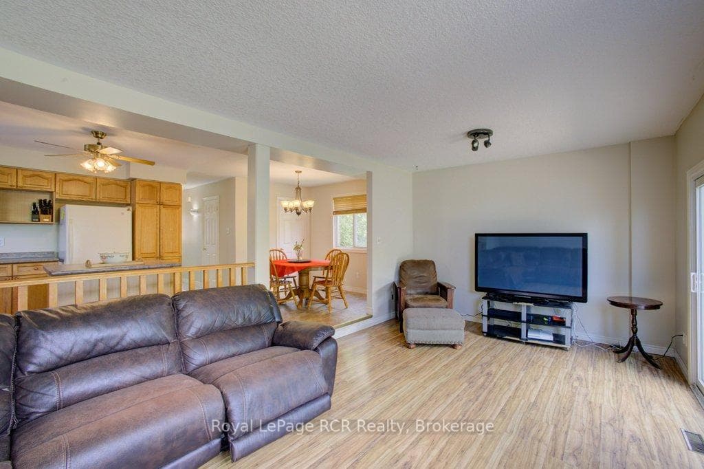 463 Nova Scotia Court photo 12