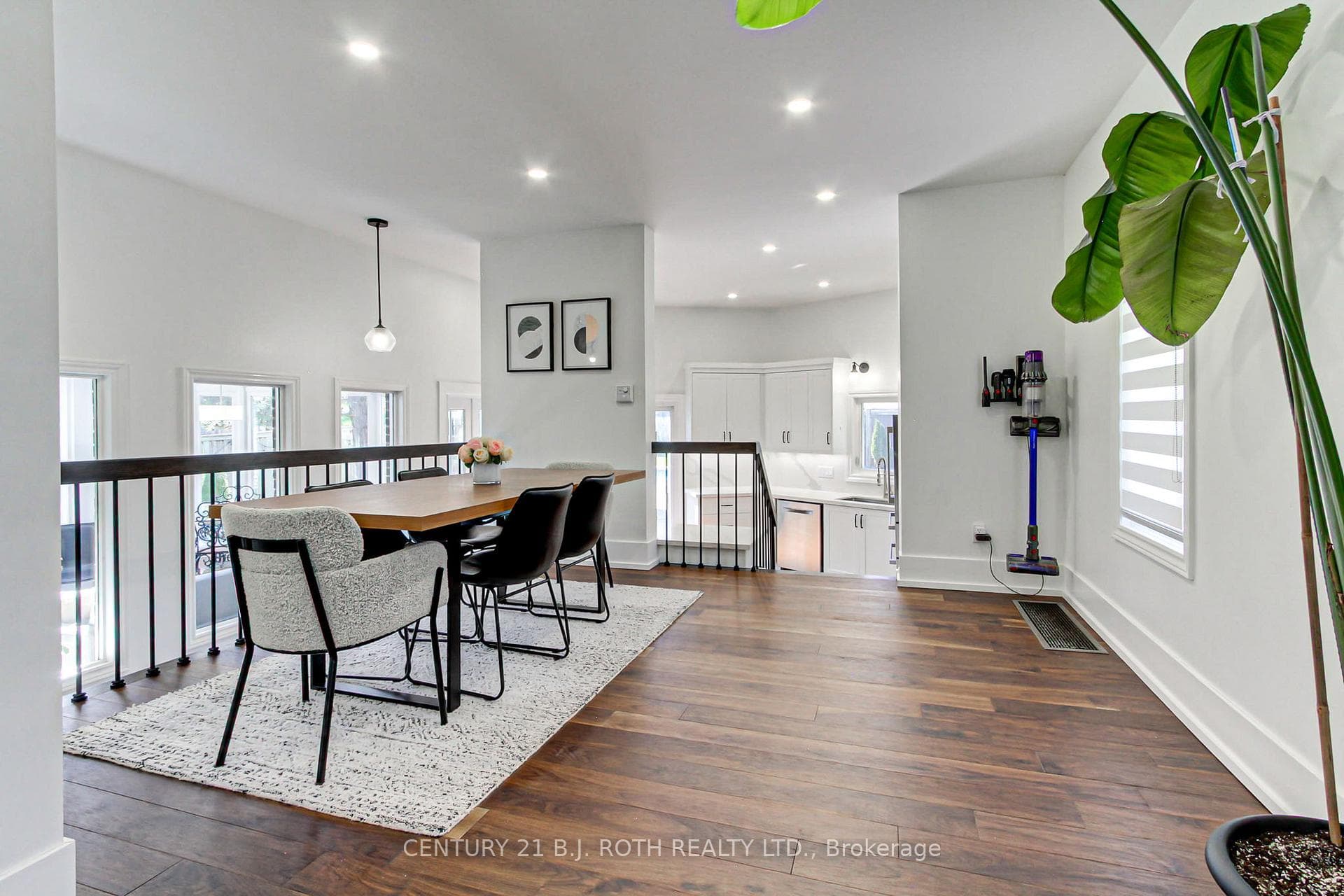 2931 Saint Malo Circle photo 15
