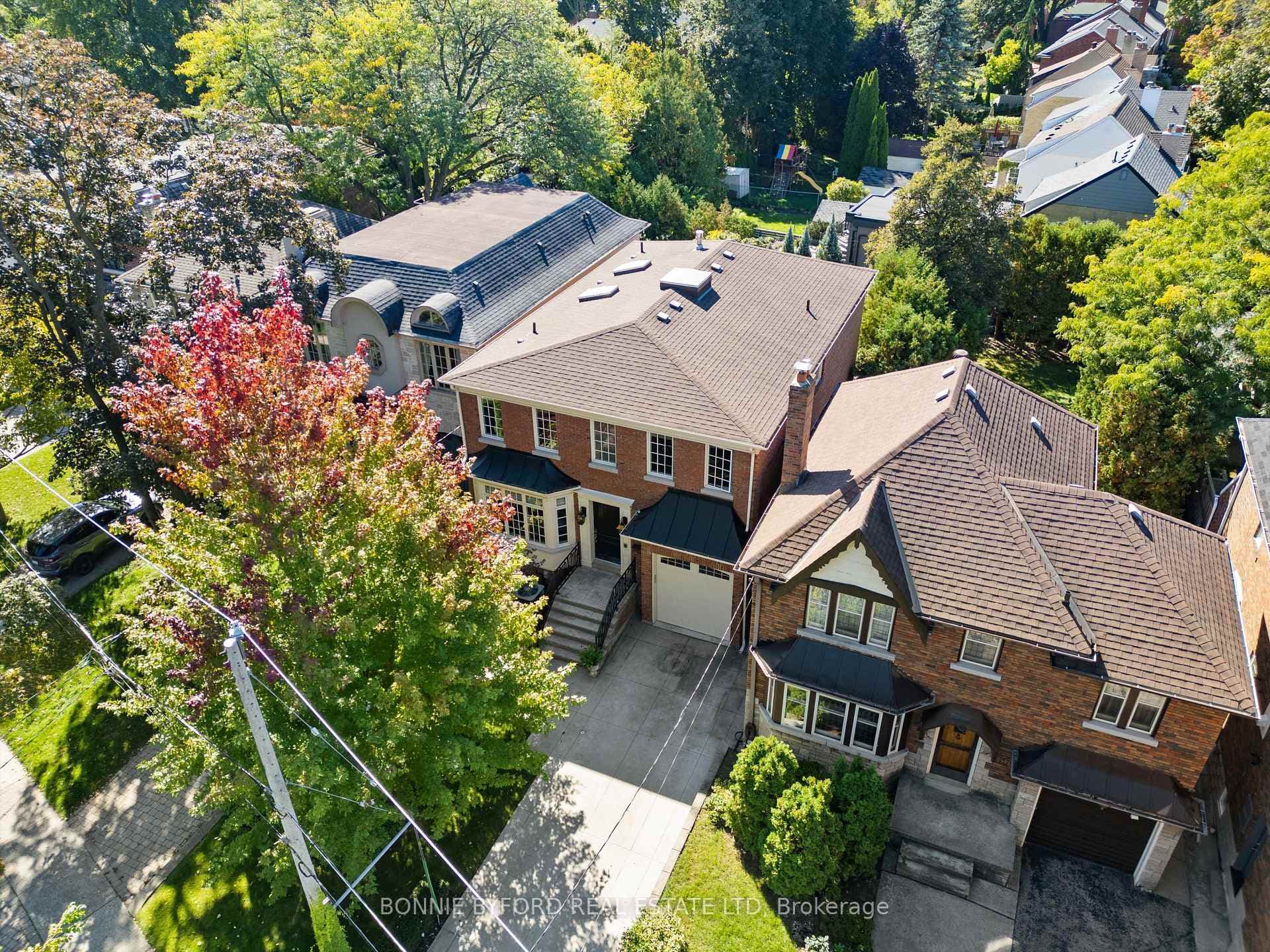 64 Bessborough Drive photo 34