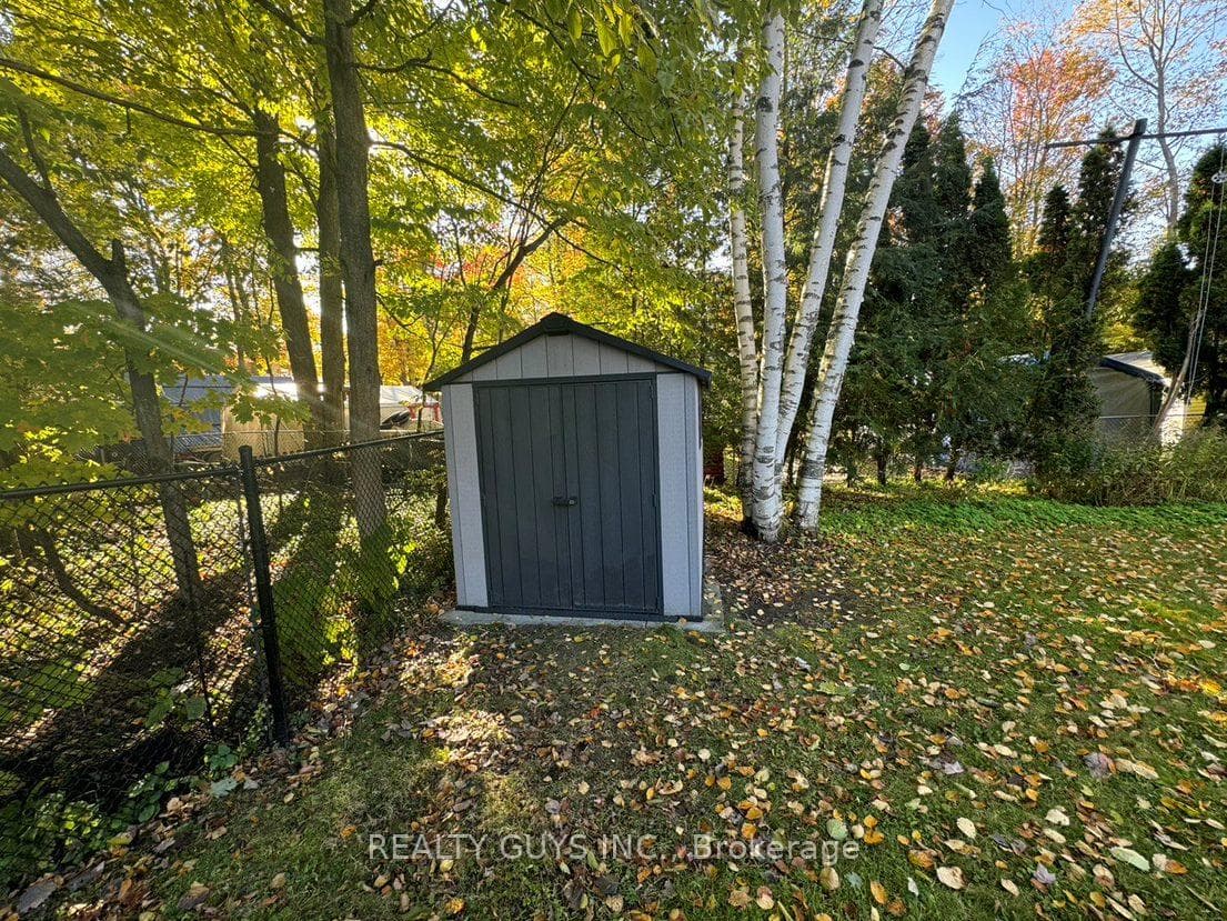 18 Pinecrest Road photo 12