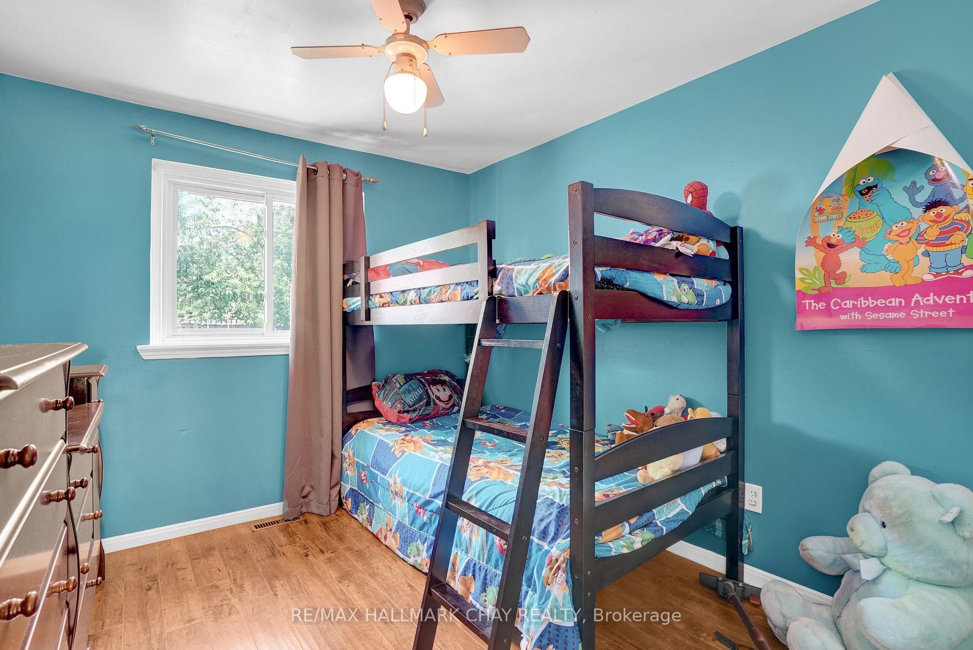 16 Austen Lane photo 14