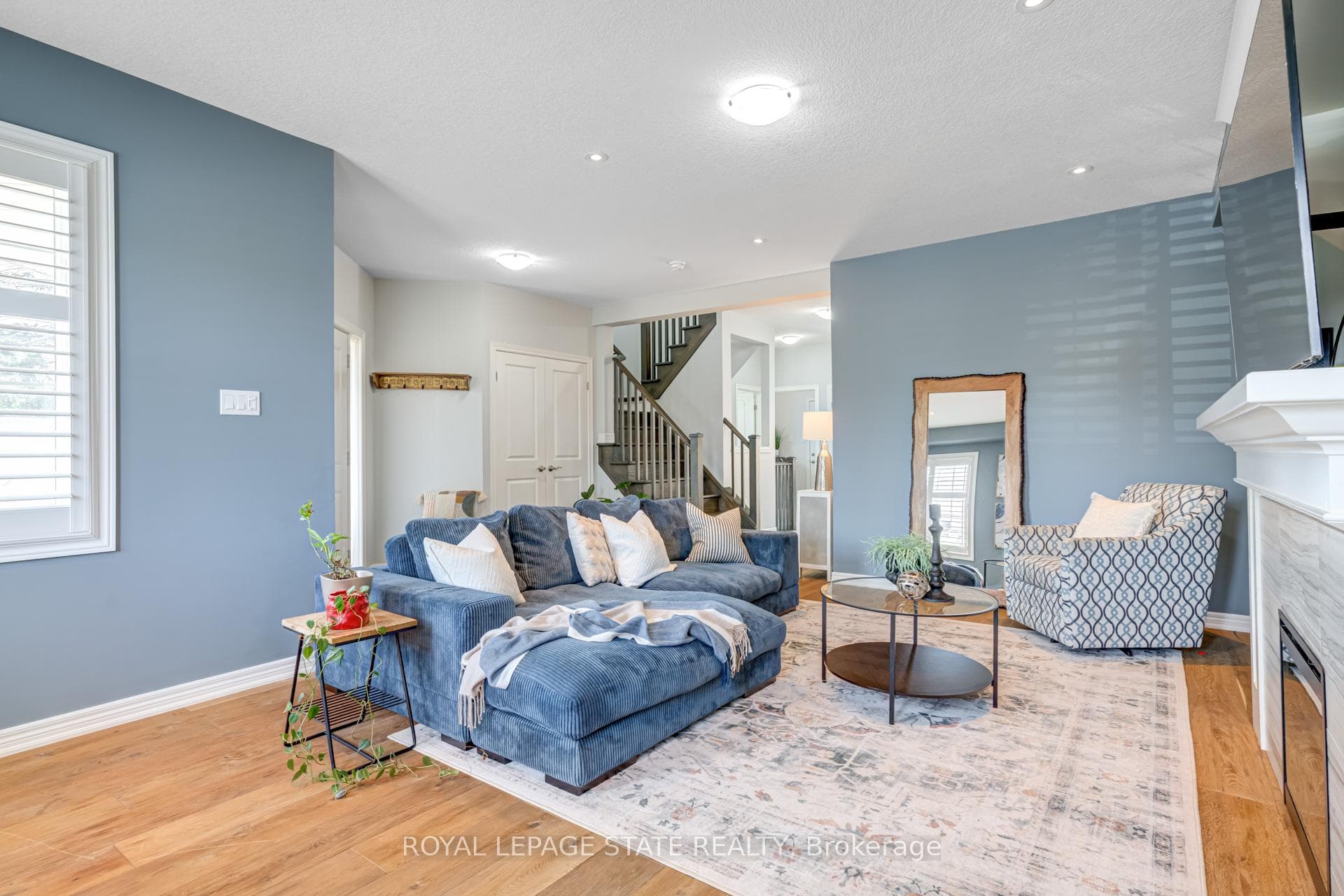 61 Dunrobin Lane photo 10