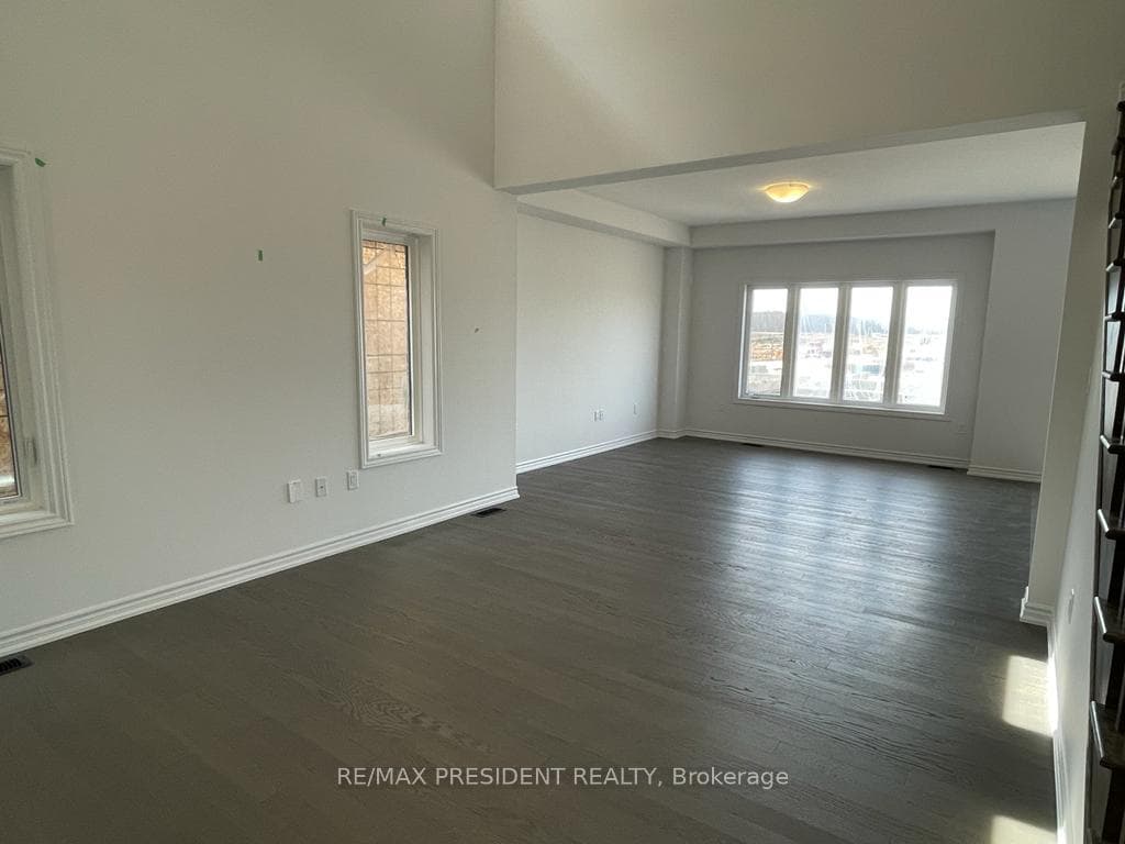 35 Whitton Drive photo 8