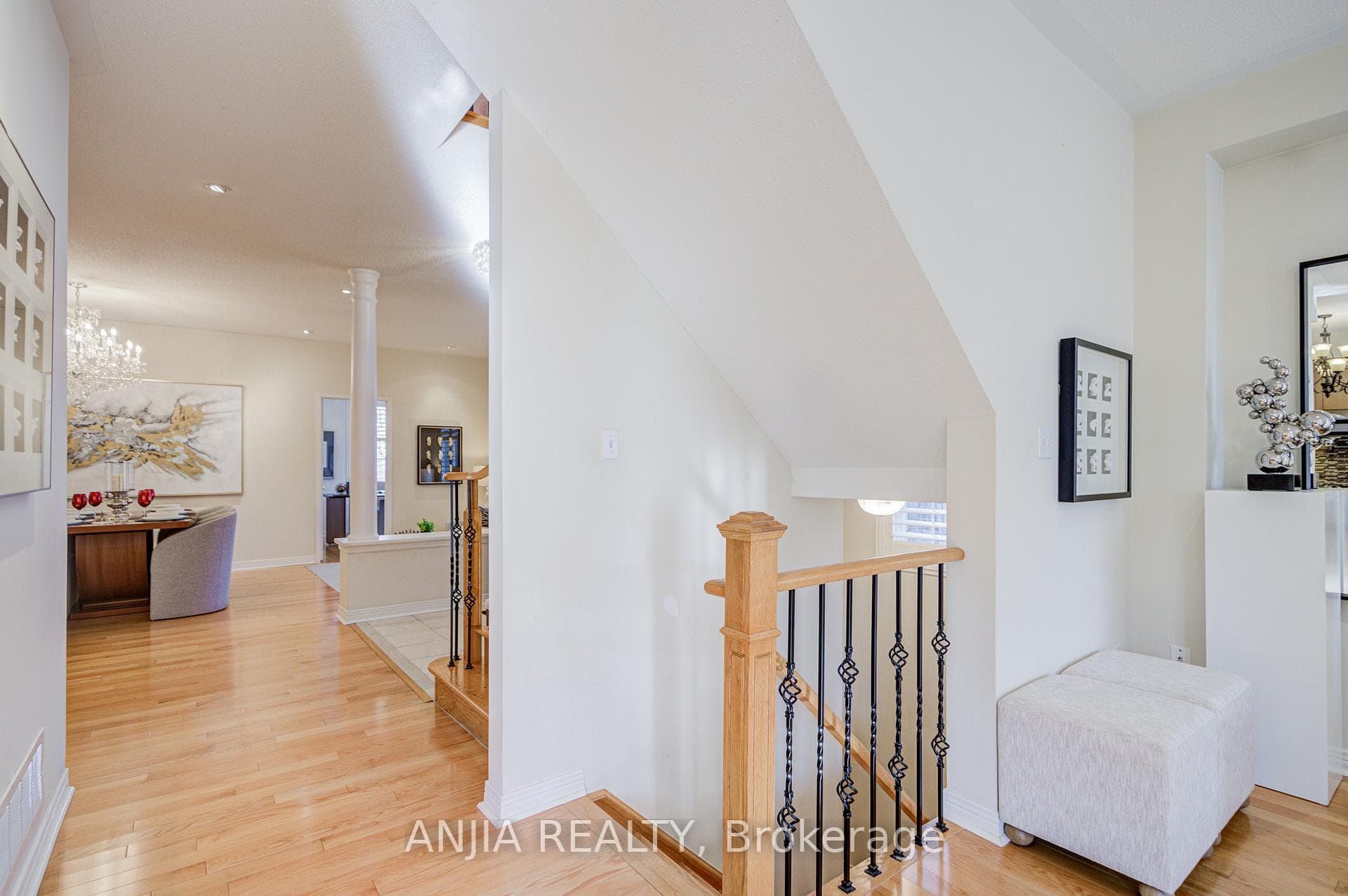 27 Larcastle Avenue photo 5