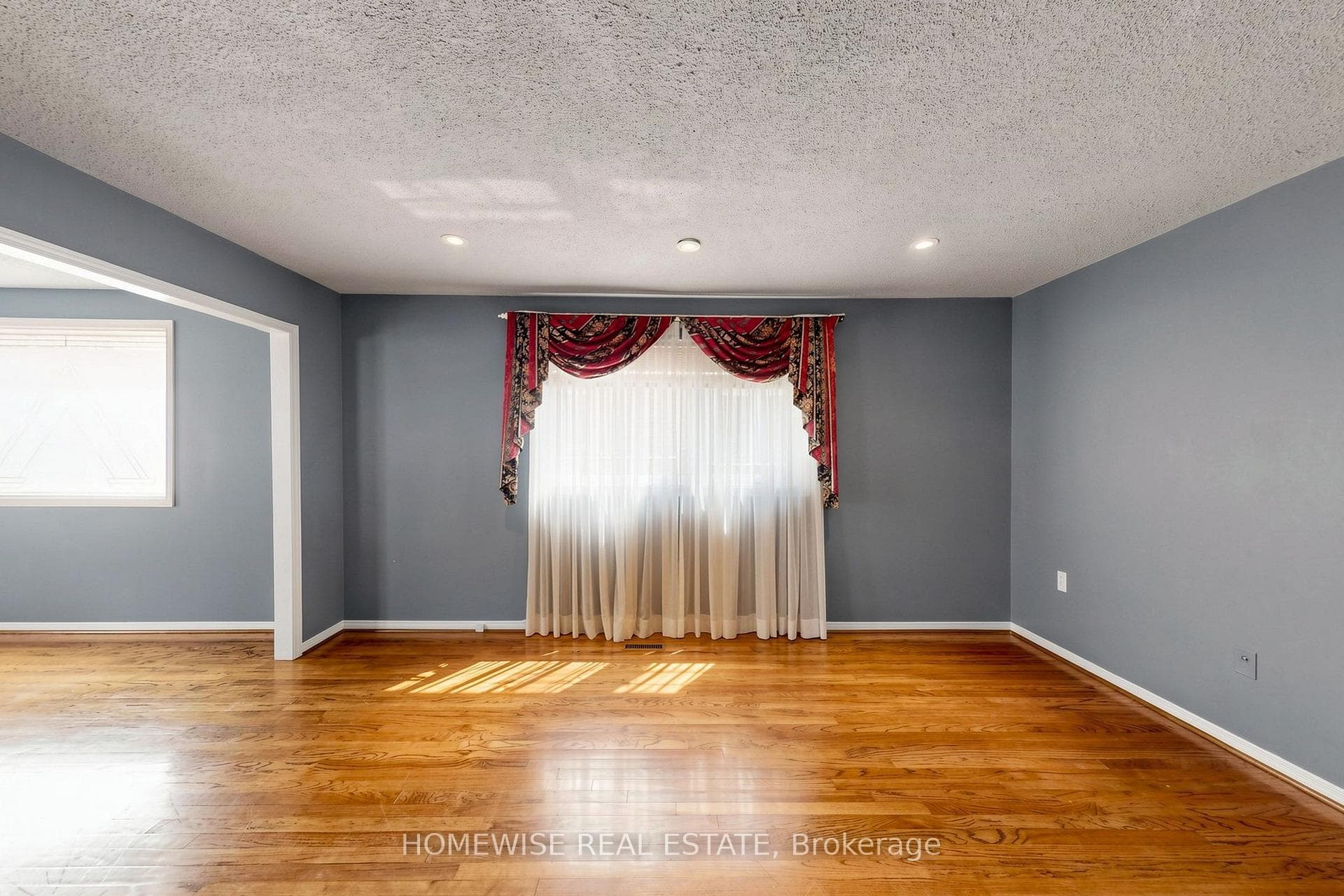 11 Briarcliffe Crescent photo 9