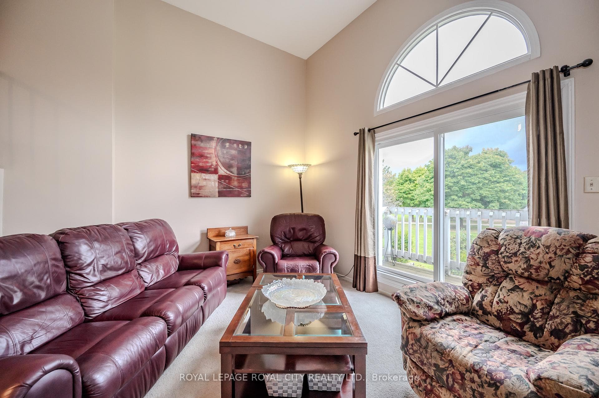 111 Traynor Avenue Unit 23 photo 6