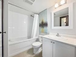 816 Lansdowne Avenue Unit 826 photo 12