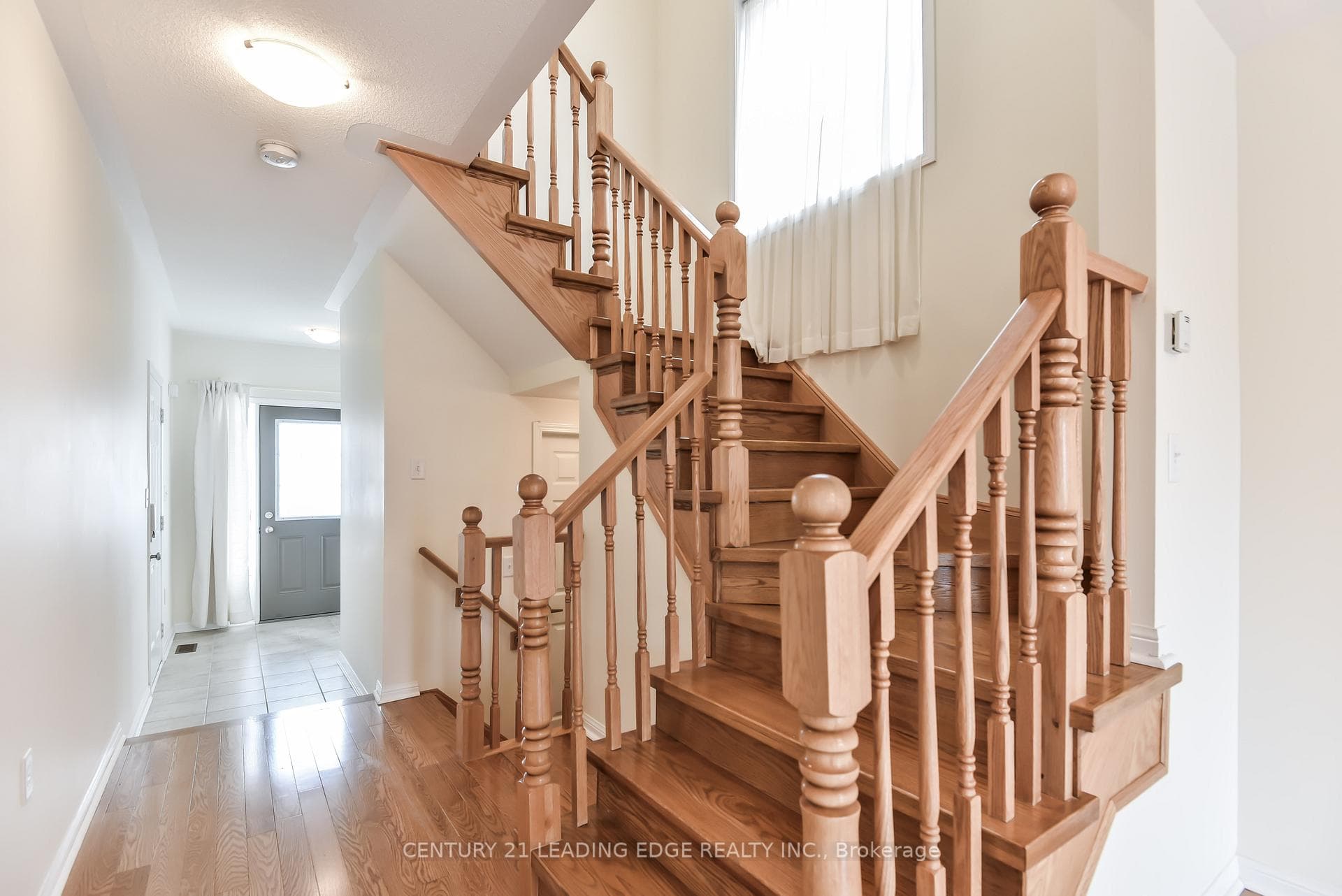 211 Weldon Road photo 8