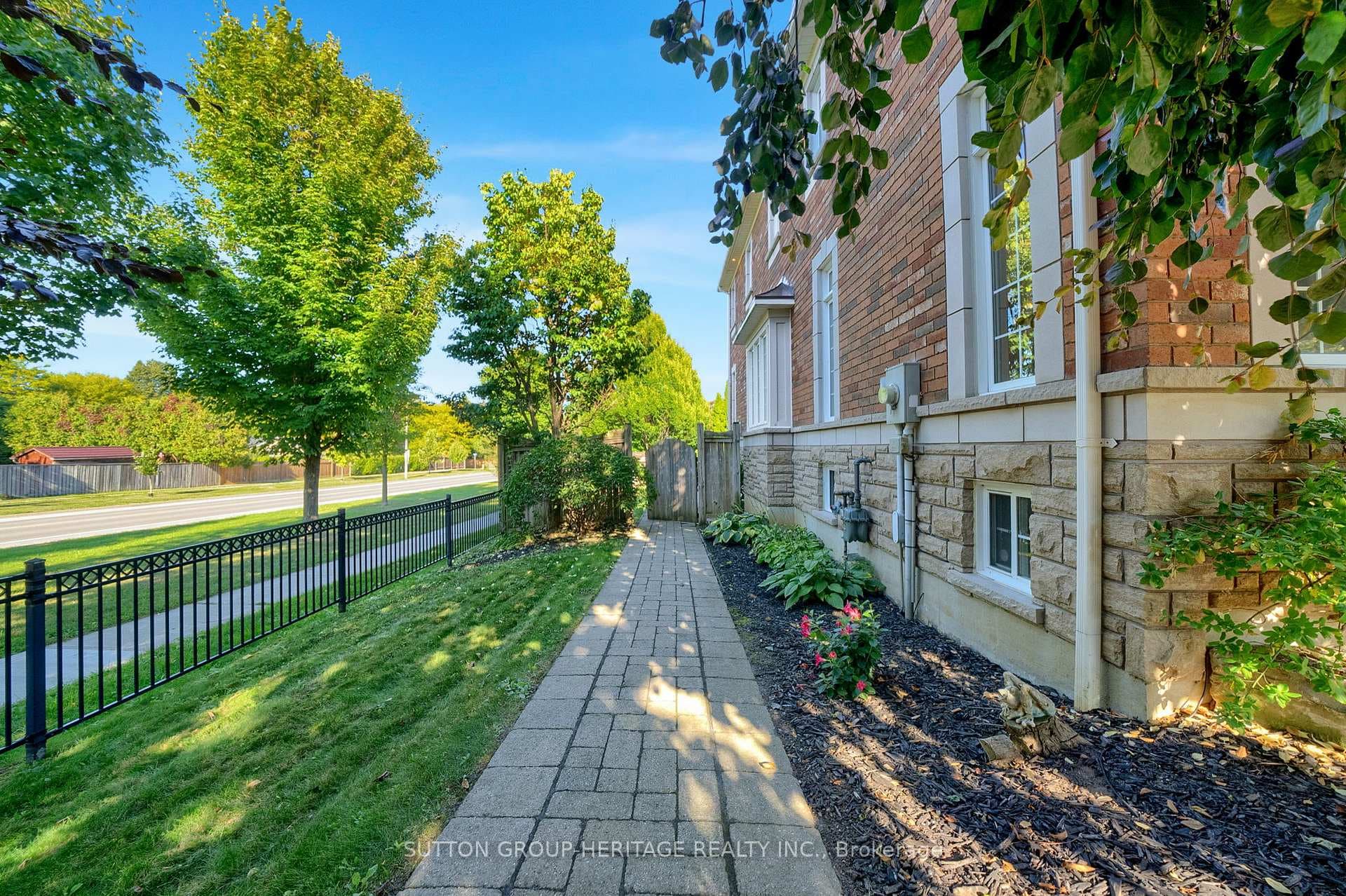 102 Kennett Drive photo 45