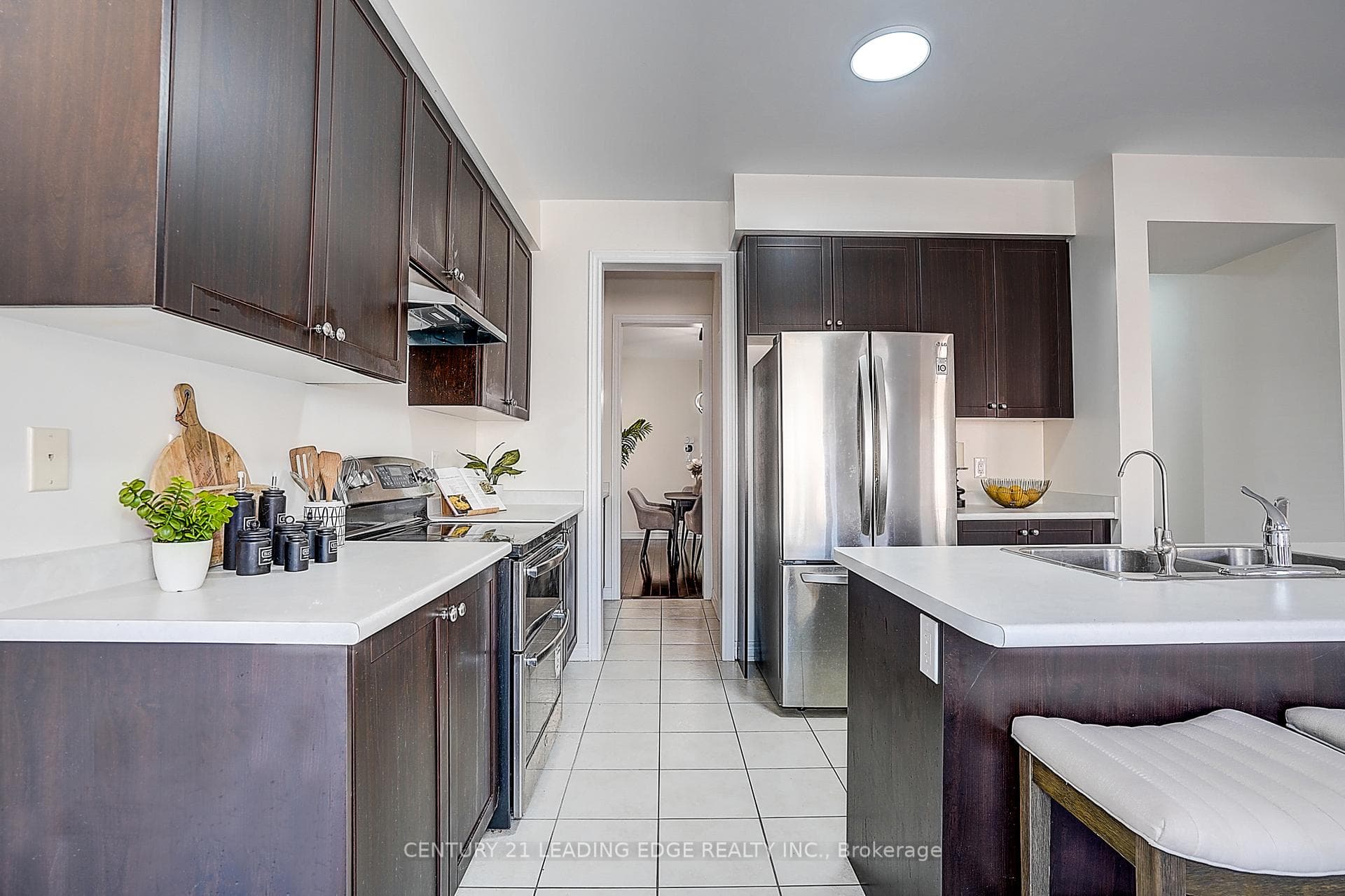 8 Hubner Avenue photo 27
