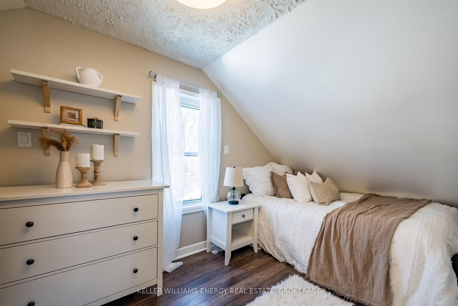 92 Oshawa Boulevard photo 14