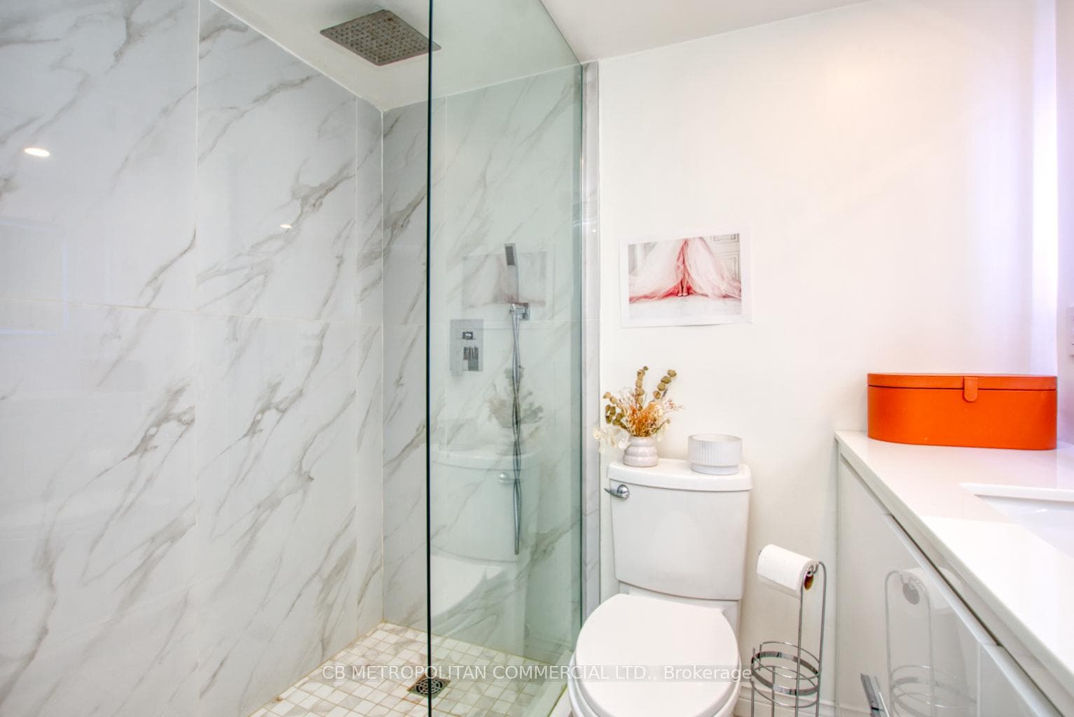 2nd Floor Shower