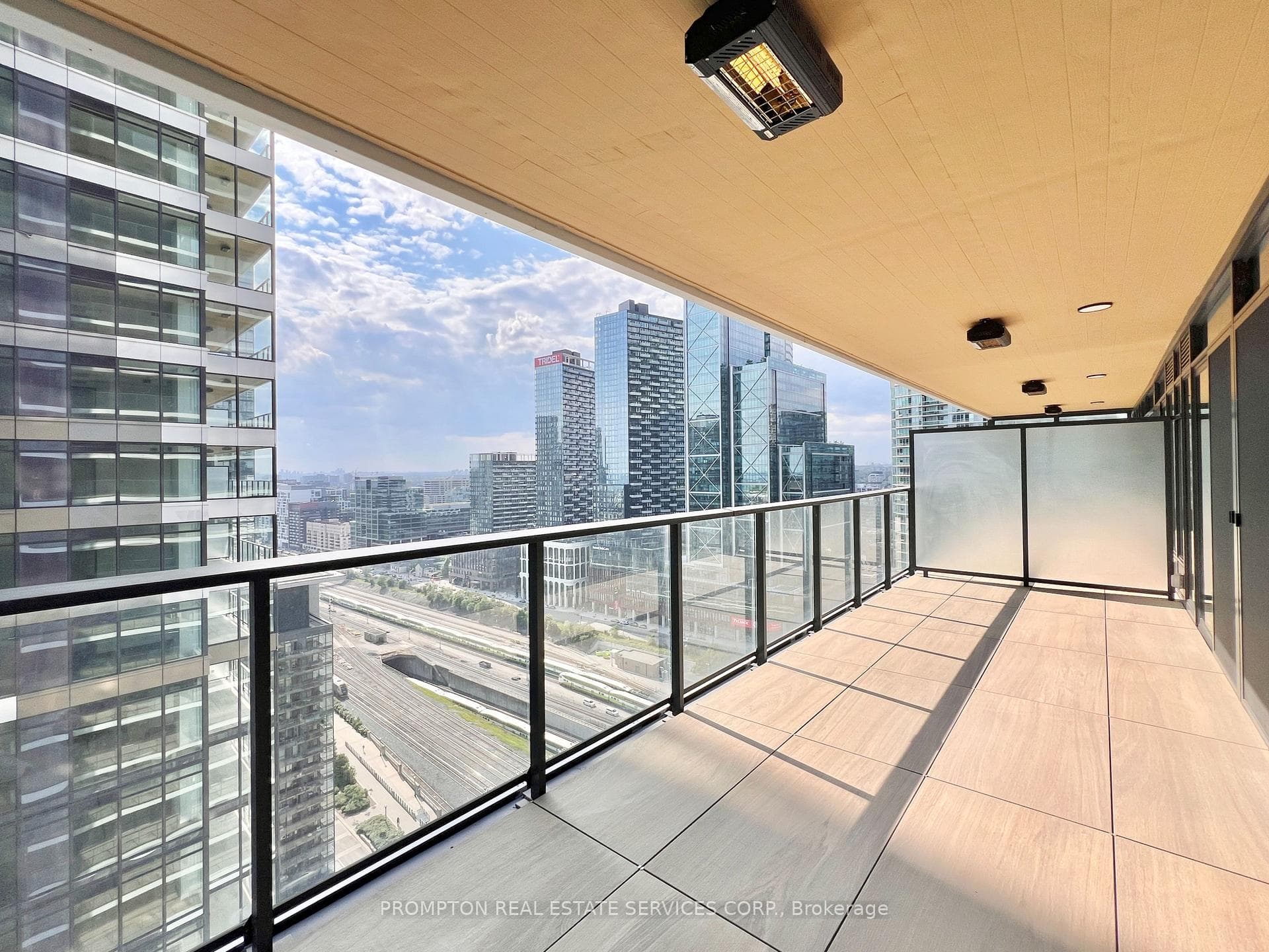 1 Concord Cityplace Way Unit 2810 photo 28