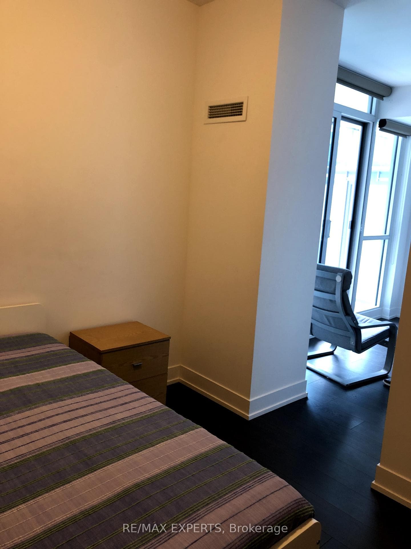 9471 Yonge Street Unit 637 photo 9