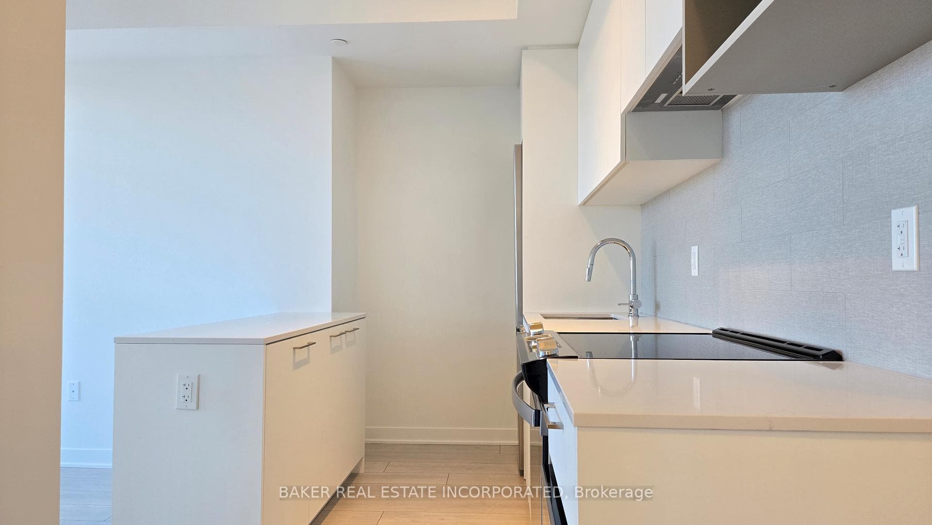 260 Malta Avenue Unit 1910 photo 8